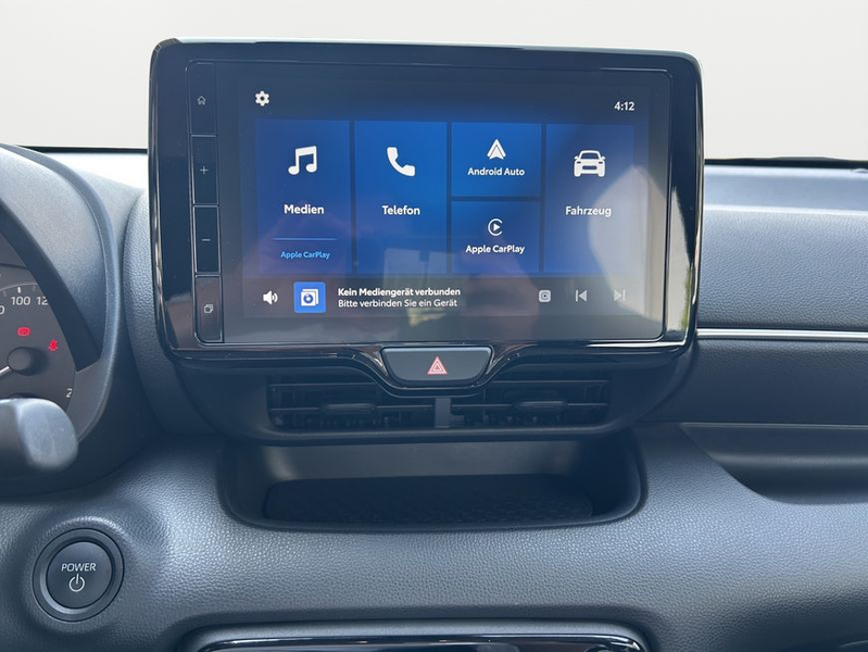 Toyota Yaris Hybrid 116 1.5 VVT-i Business Edition — photo 15