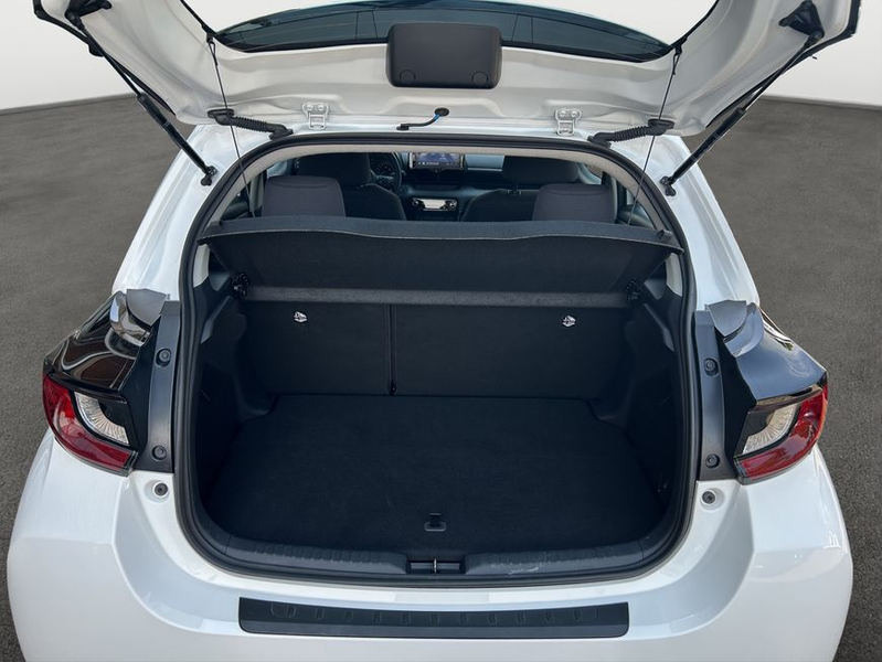Toyota Yaris Hybrid 116 1.5 VVT-i Business Edition — photo 5