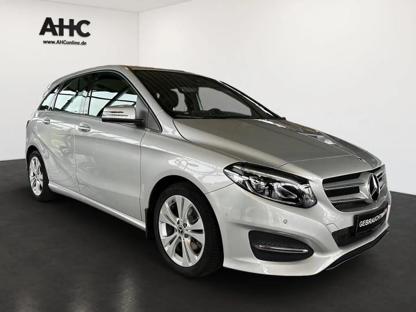 Mercedes-Benz B 200 S-Tourer AHK Totwi. LED SHZ Ambiente Navi Silber - 2