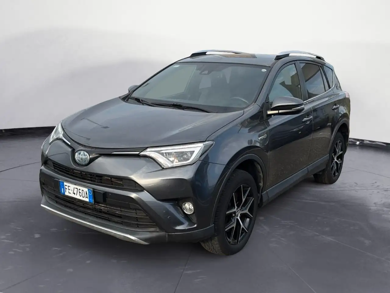 Toyota RAV4 2.5 HV 197cv CVT Style 2WD — photo 1 of 13