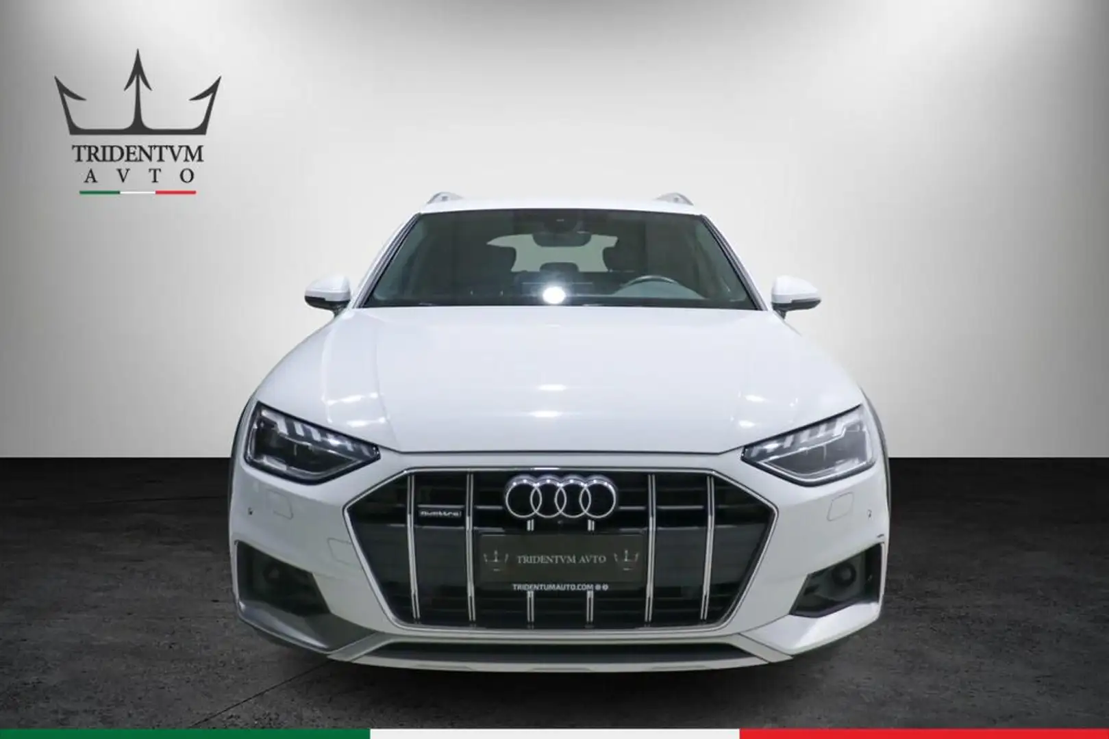Audi A4 allroad 40 2.0 tdi mhev Business Evolution quattro 204cv Bianco - 2