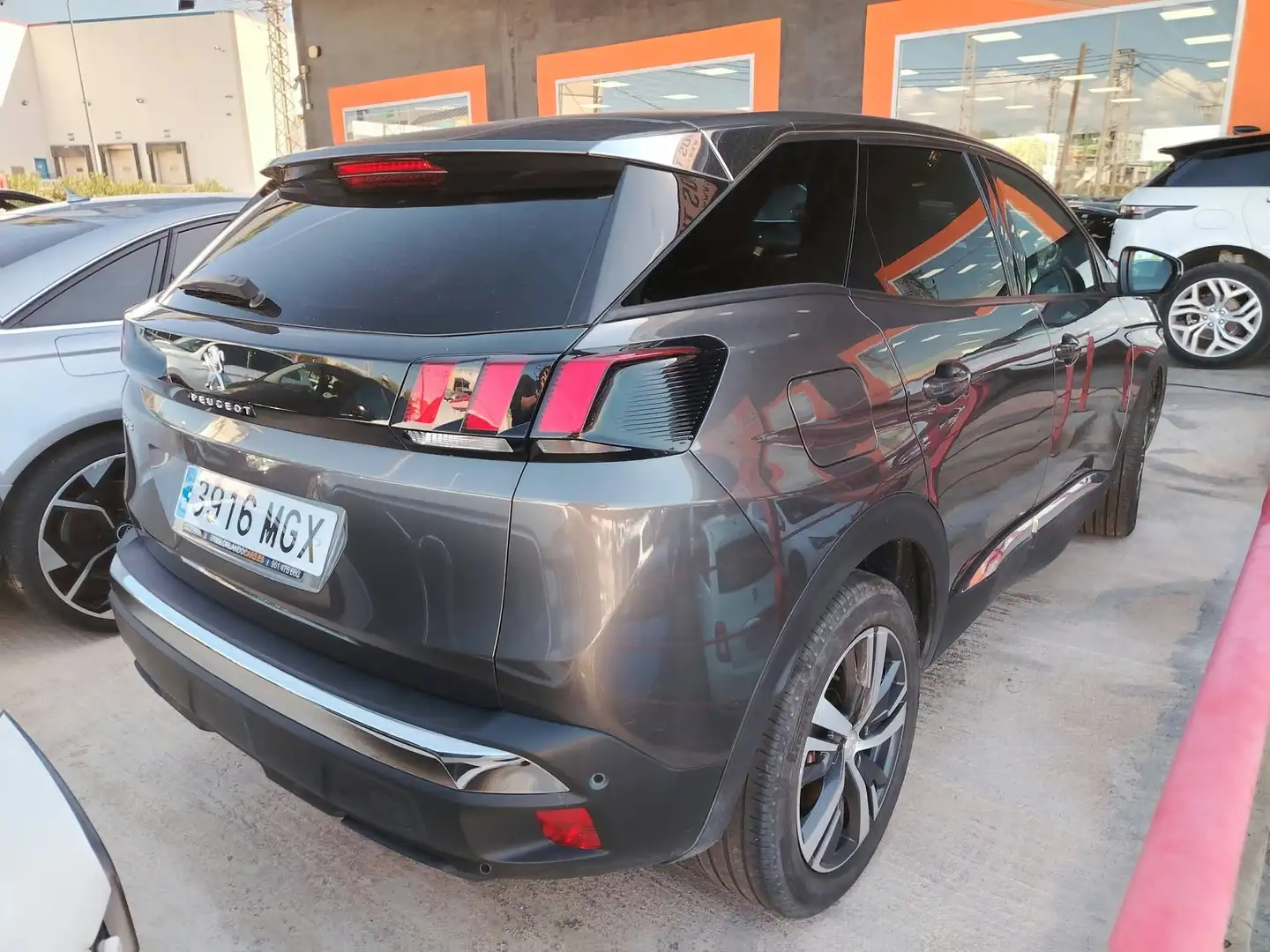 Peugeot 3008 3008 1.2 S Gris - 2