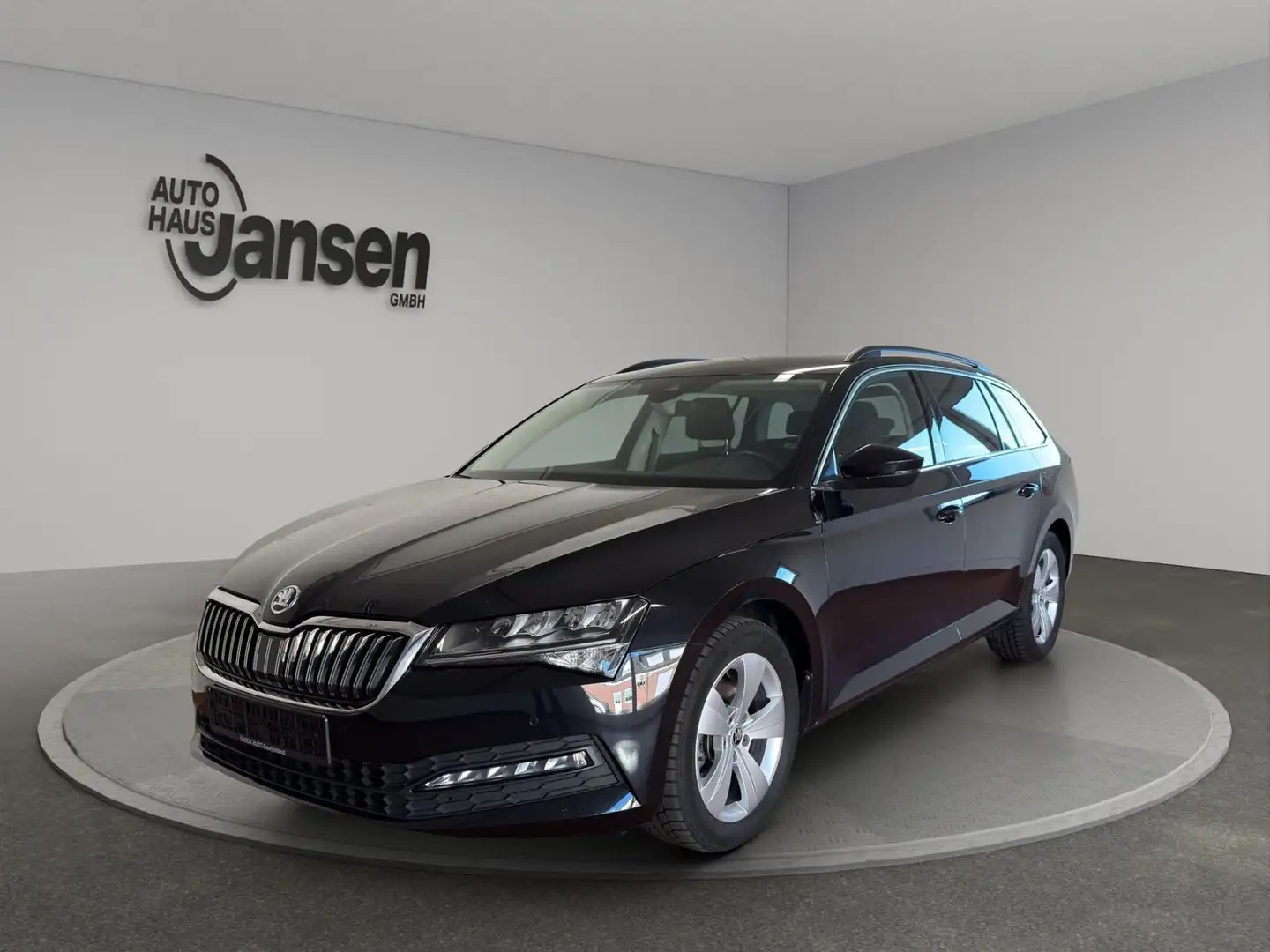 Skoda Superb DSG +ACC+APP+Kamera+LED+Navi Schwarz - 1