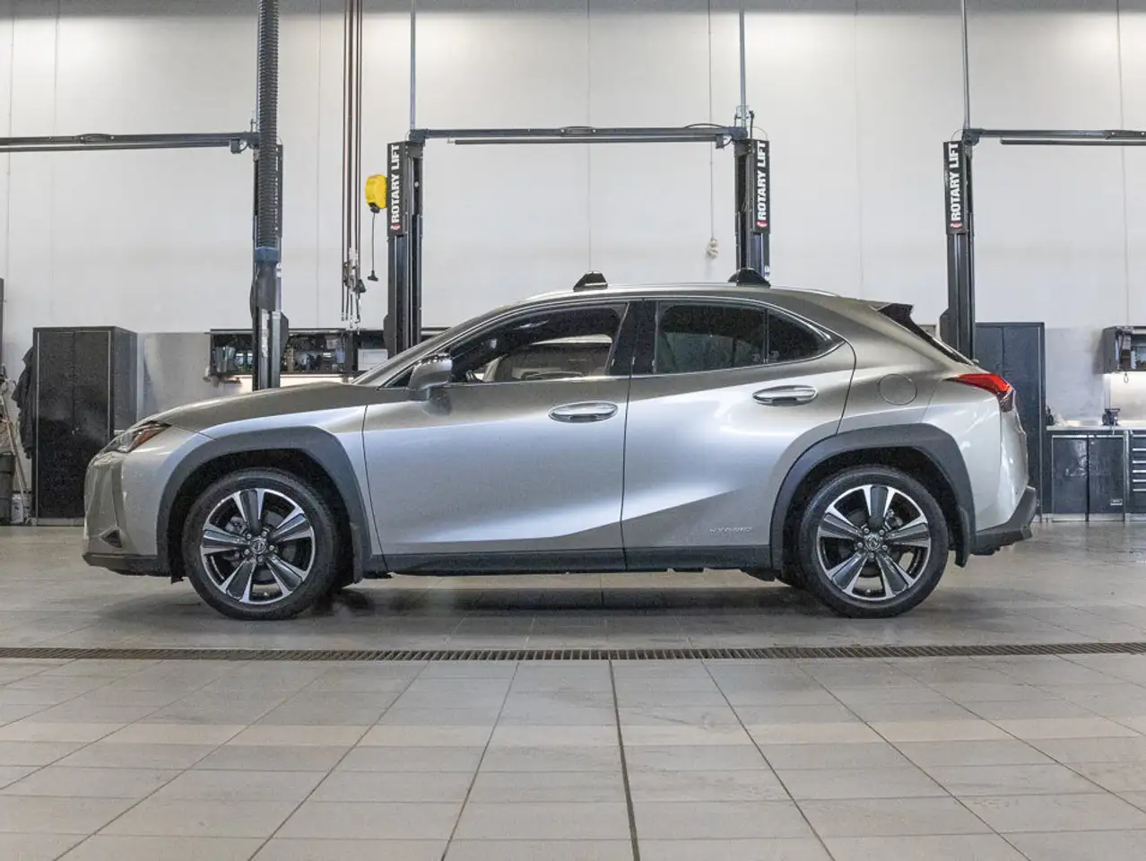 Lexus UX снимка Lexus UX