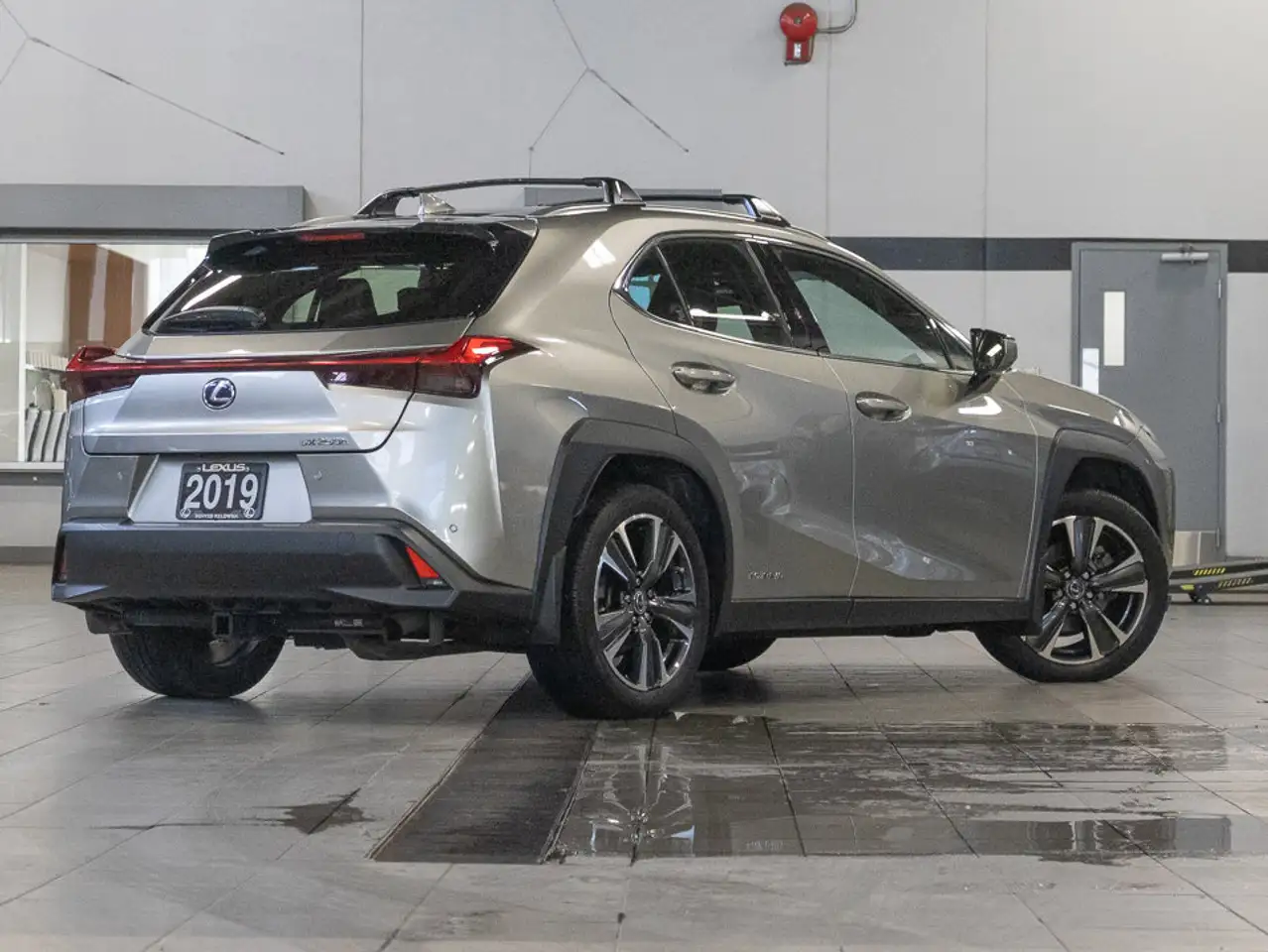 Lexus UX снимка Lexus UX