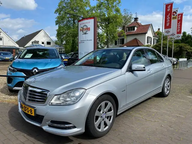Mercedes-Benz C 180
