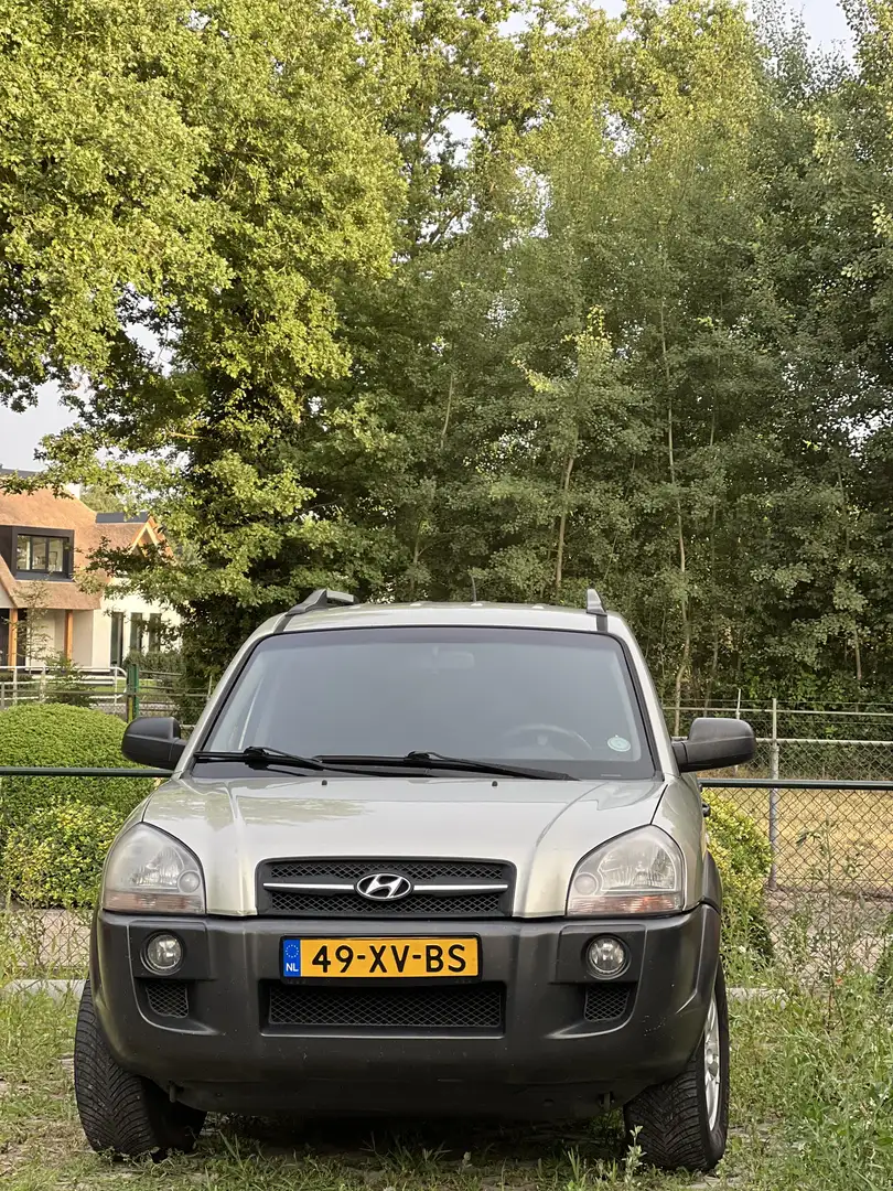 Hyundai TUCSON 2.0 2WD Champion - 1