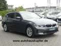 BMW 318 i Tour Advantage Aut.°AHK°LivCpt. Prof.°LED Grau - thumbnail 2