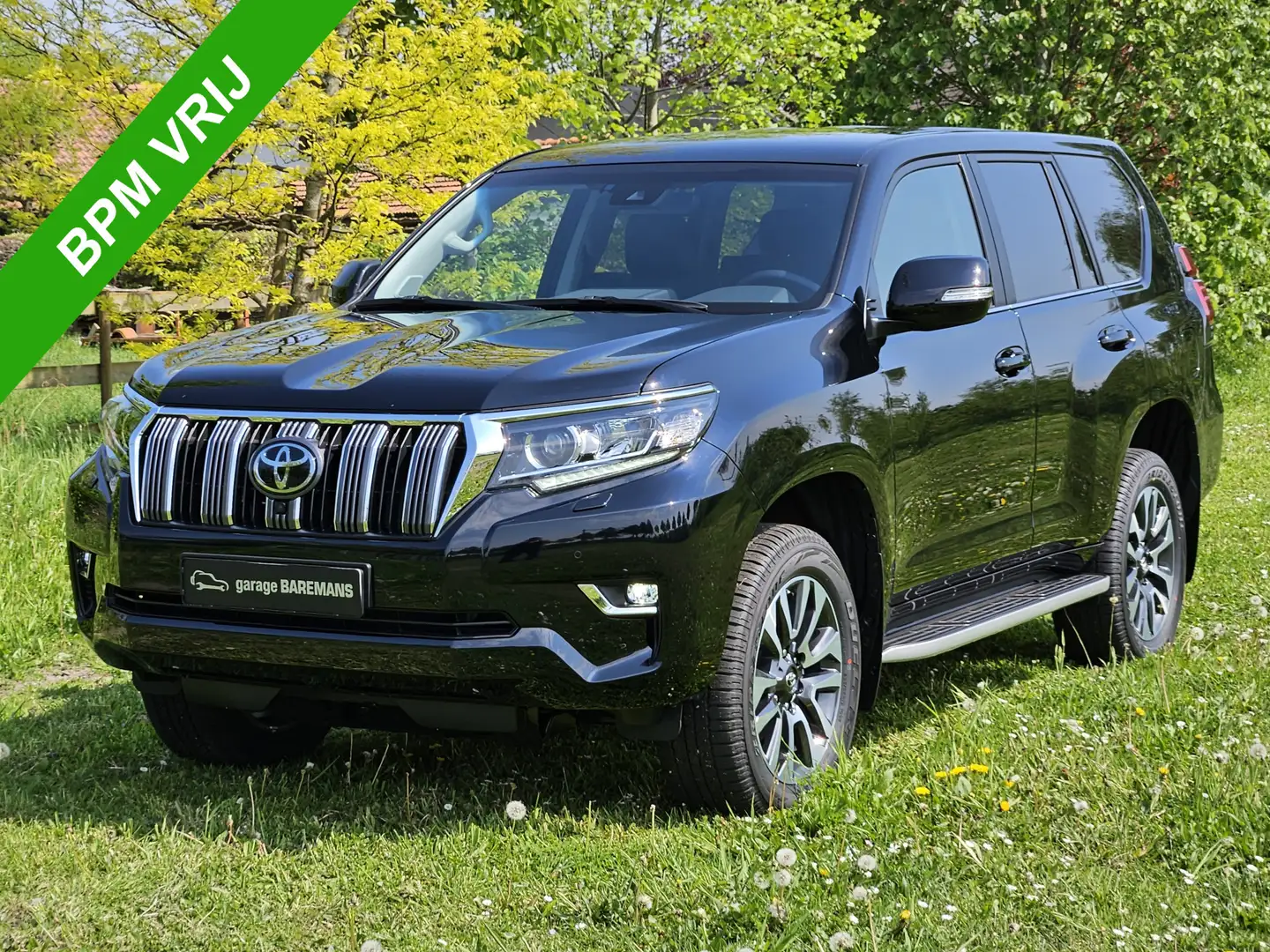 Toyota Land Cruiser 2.8 D-4D Professional Blind Van MEERDERE OP VOORRA Noir - 1