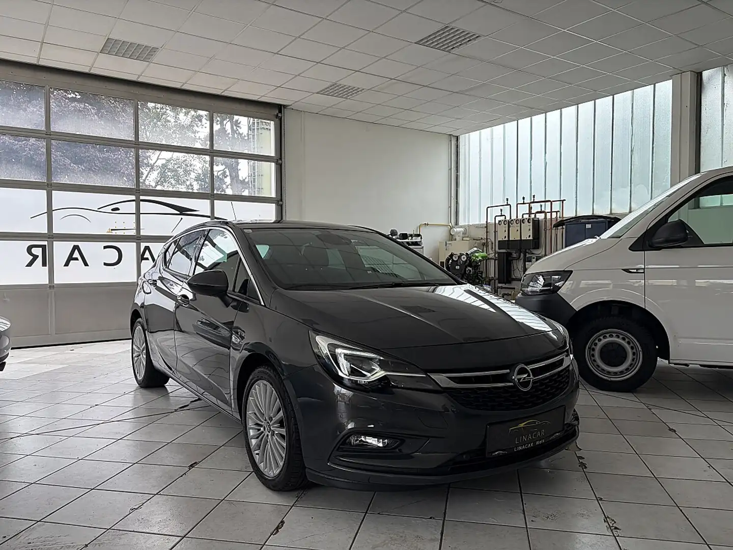 Opel Astra 1,6 CDTI Ecotec Innovation Start/Stop System Grau - 1