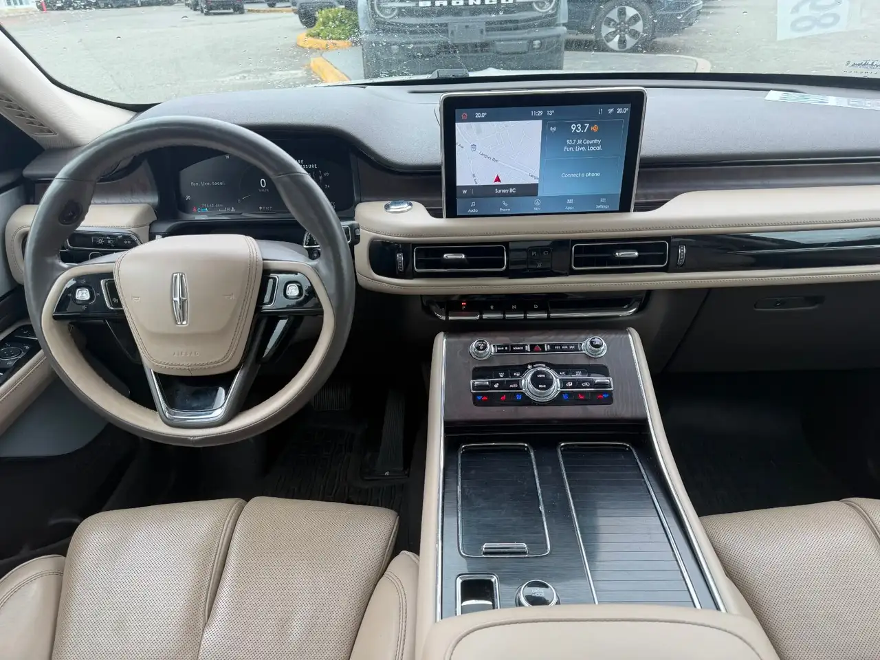 Lincoln Aviator снимка Lincoln Aviator