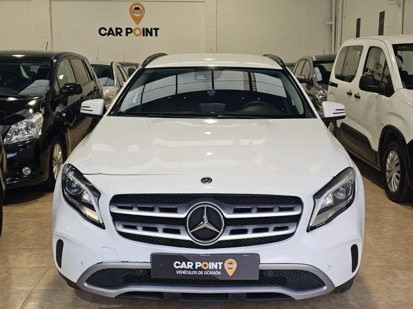Mercedes-Benz GLA 220 220d 4Matic 7G-DCT 177 Blanco - 2