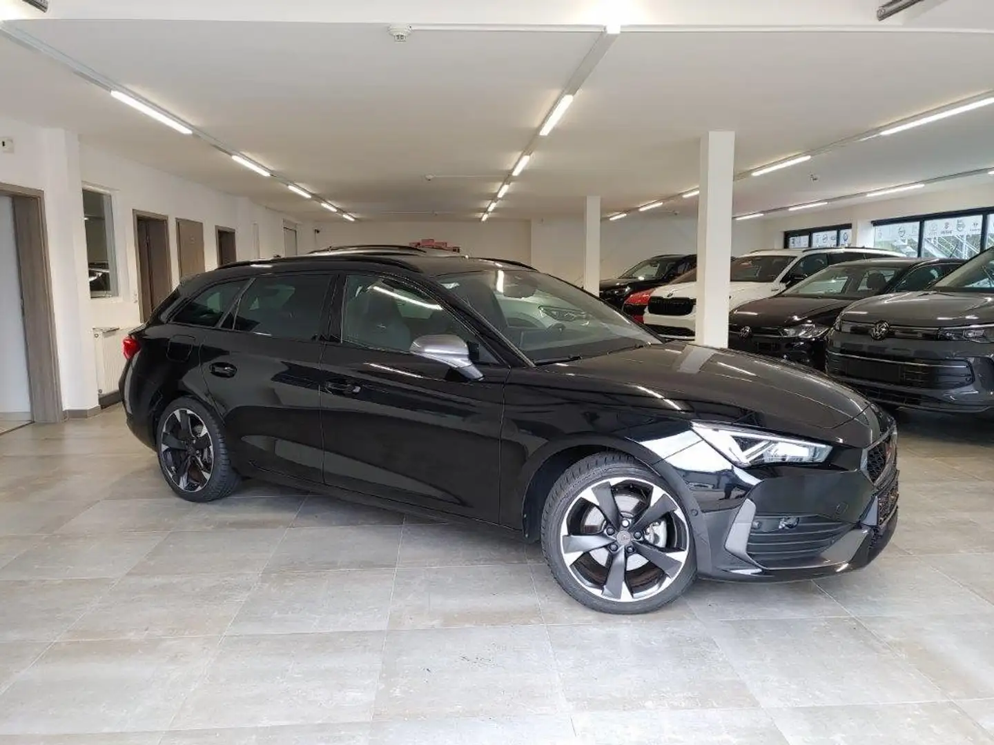 CUPRA Leon SP 1.4 E-Hybrid DSG Navi/DCC/ACC/Kam/LED/18" Schwarz - 1