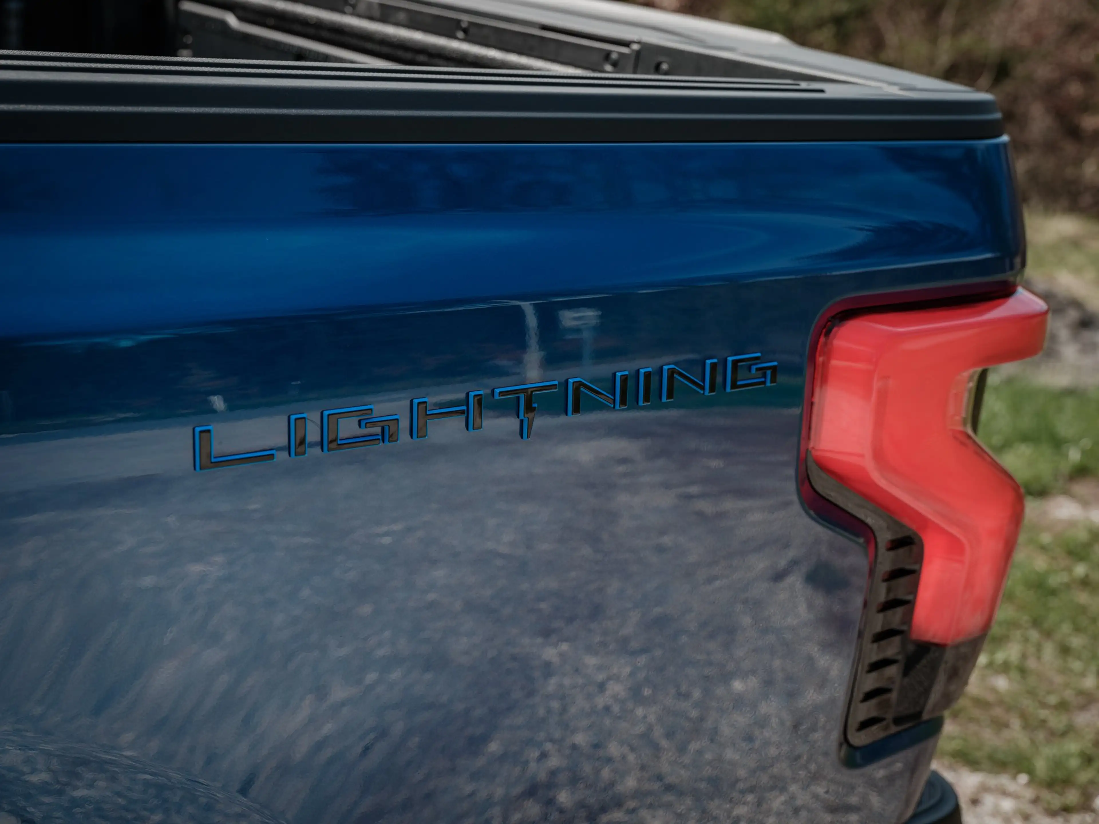 Ford F 150 Lightning 133kWh LARIAT - voller Vorsteuerabzug — photo 9