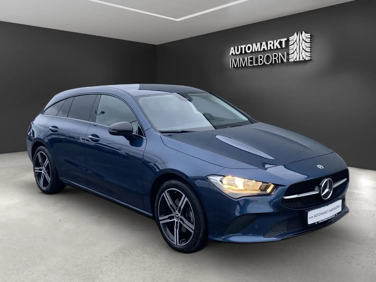 Mercedes-Benz CLA 200 CLA 200 Shooting DAB*NAVI*Leder*MBUX*Night*18 Blau - 1