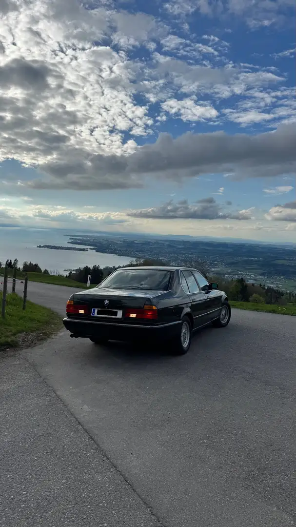 BMW 730 730i Grün - 2