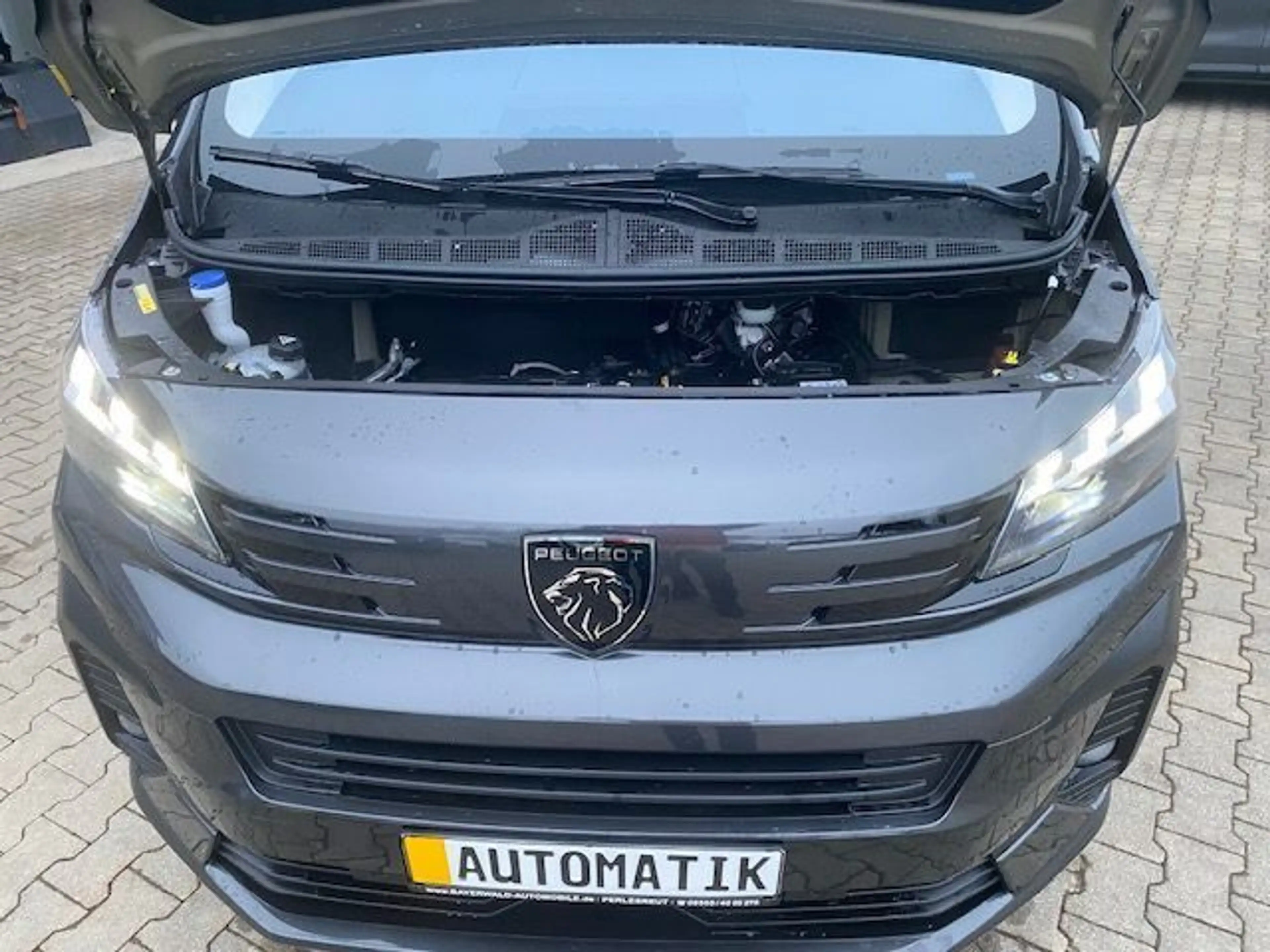 Peugeot Traveller Allure L2 2,2 6-Sitzer Vollausstattung — photo 10
