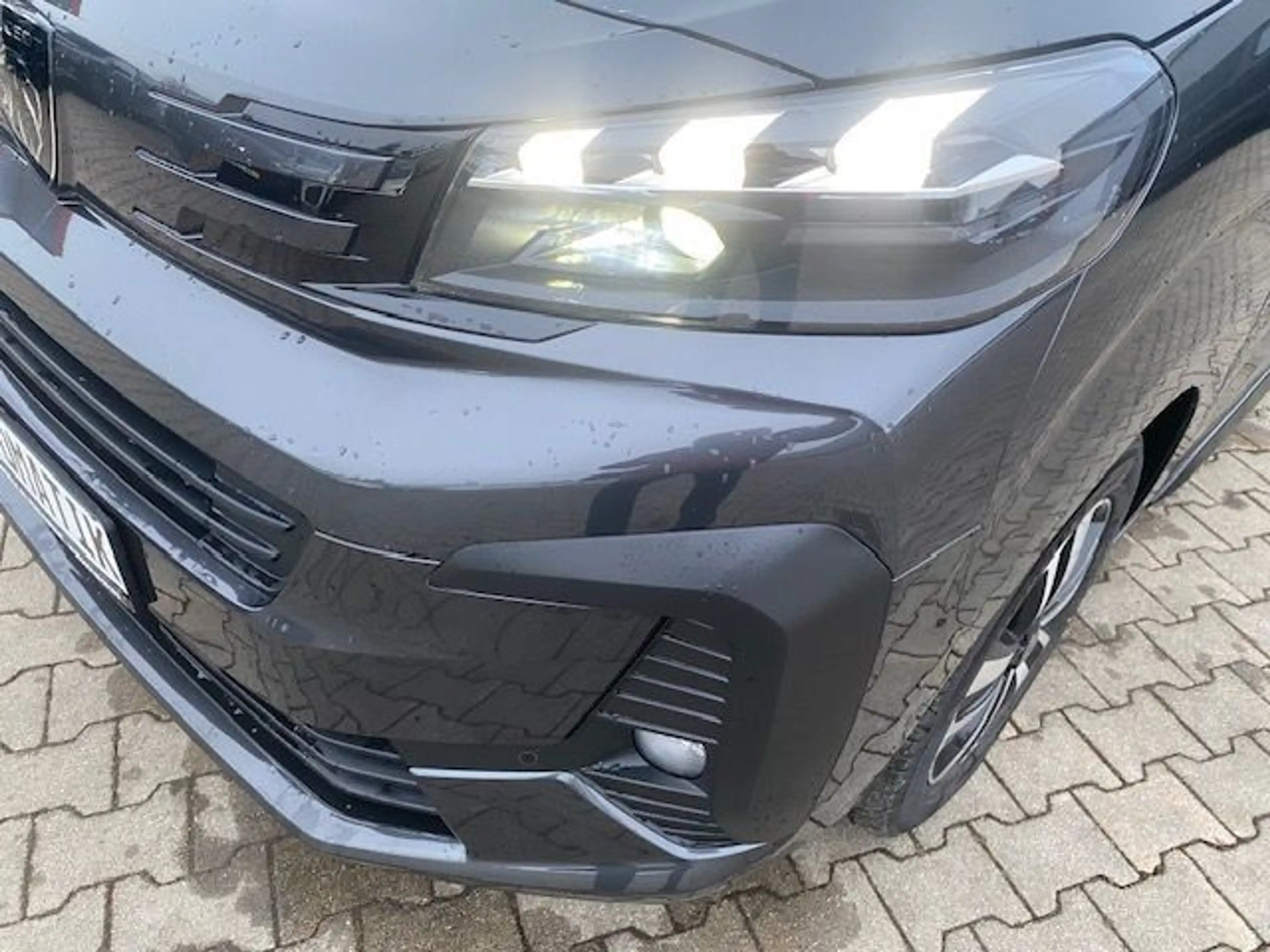 Peugeot Traveller Allure L2 2,2 6-Sitzer Vollausstattung — photo 12