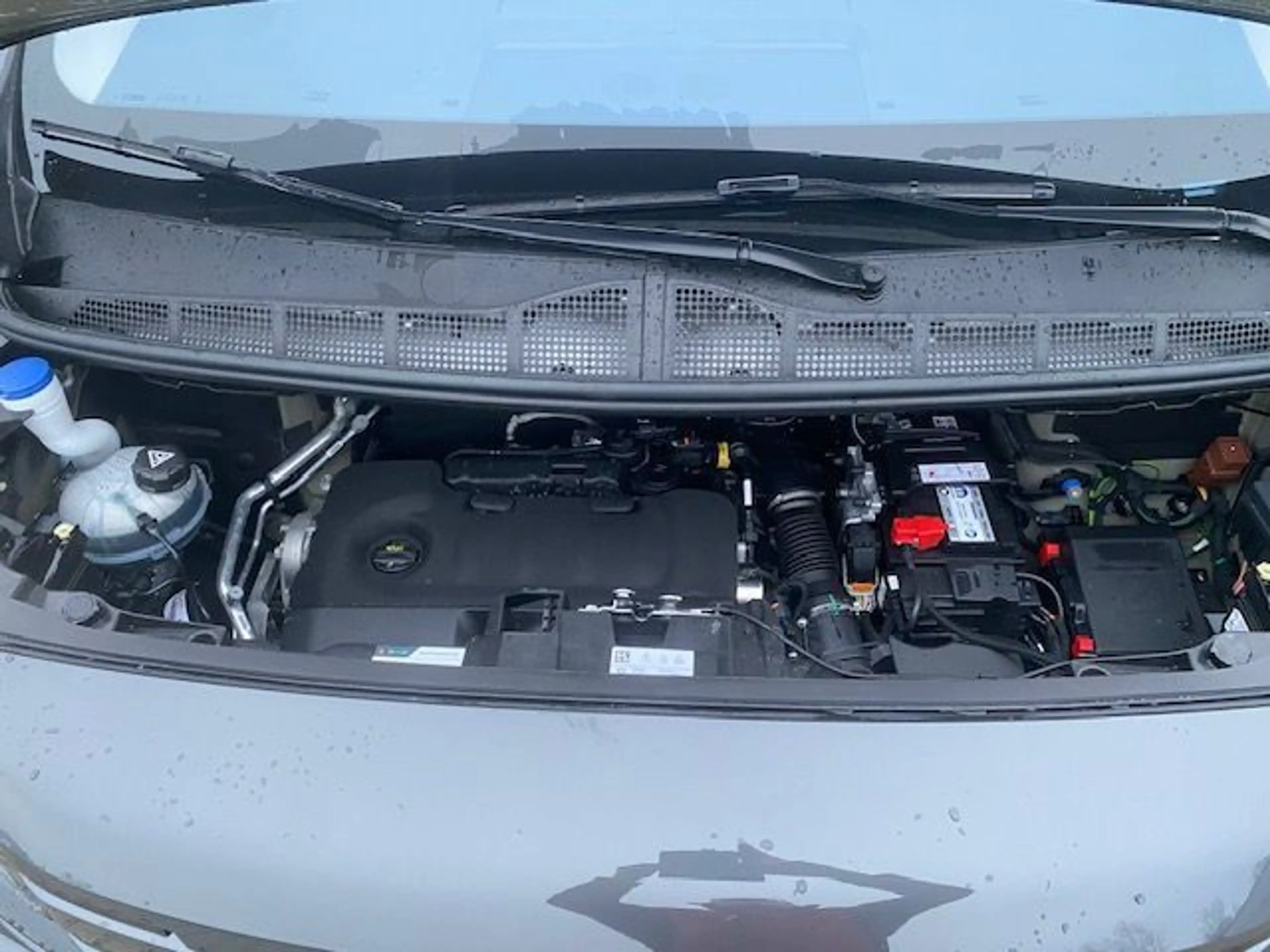 Peugeot Traveller Allure L2 2,2 6-Sitzer Vollausstattung — photo 11