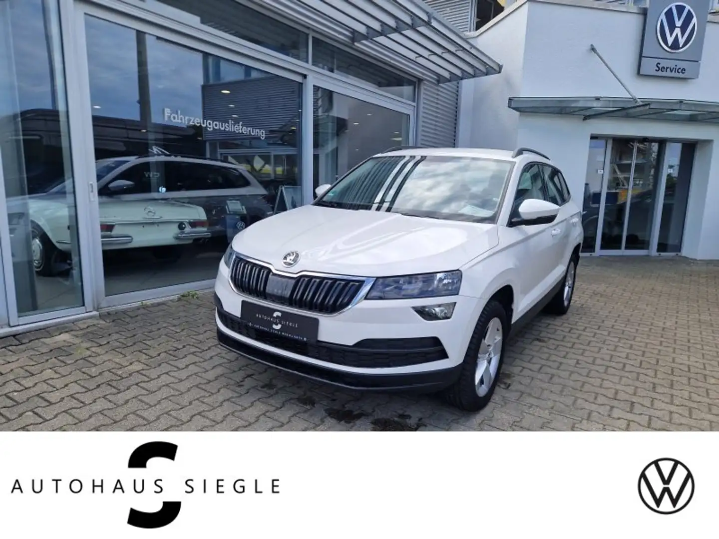 Skoda Karoq 1.6 TDI Ambition Tempomat Parktronic  ALU Smart Li Weiß - 1