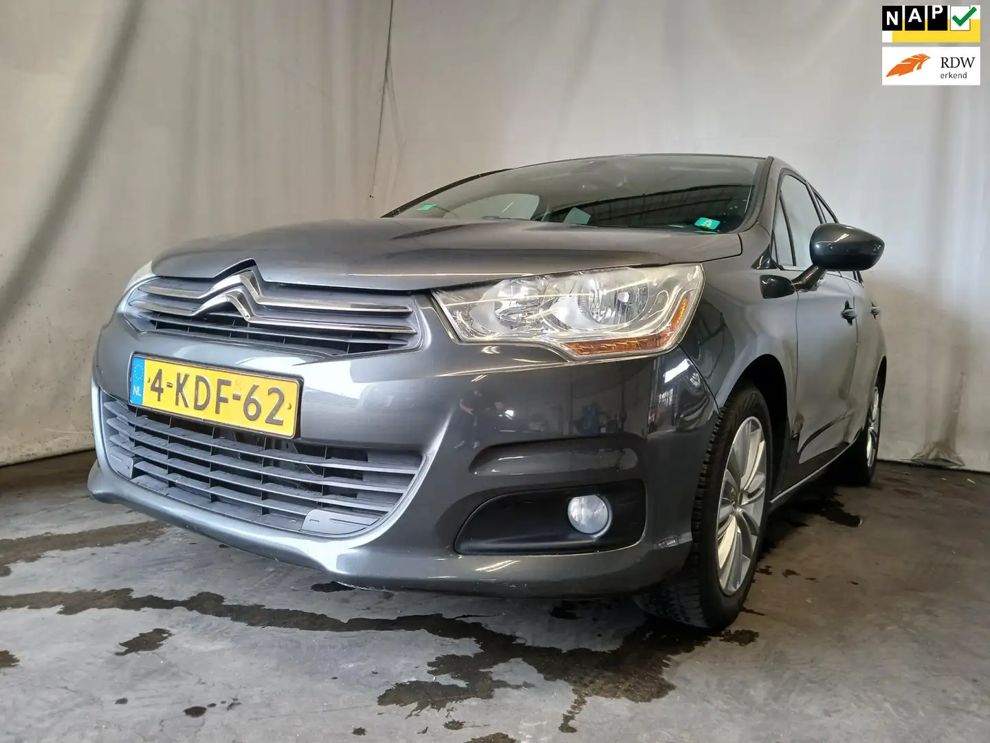 Citroen C4 1.6 VTi Ligne Business - Clima - Motor Loopt Onreg Grijs - 1