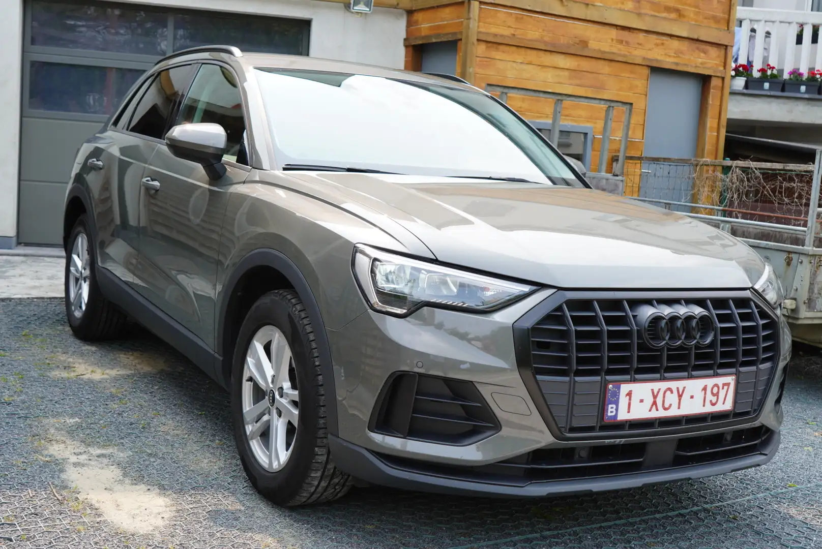 Audi Q3 35 TFSI 150 ch S tronic 7 sous garantie Audi Myway Grijs - 2