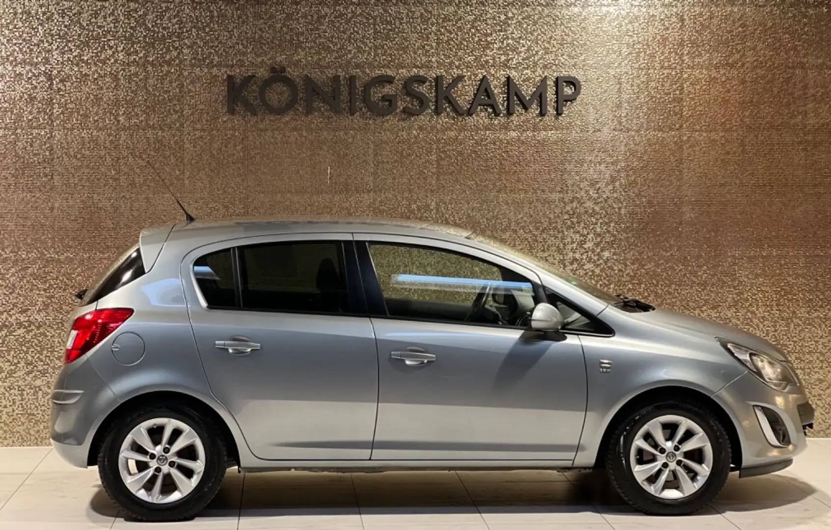 Opel Corsa D Energy 1.4 * SHZ * PDC * TÜV NEU * Silber - 2