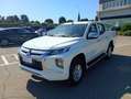 Mitsubishi L200 d.cab 2.3d Invite Connect 4wd 150 CV Bianco - thumbnail 1
