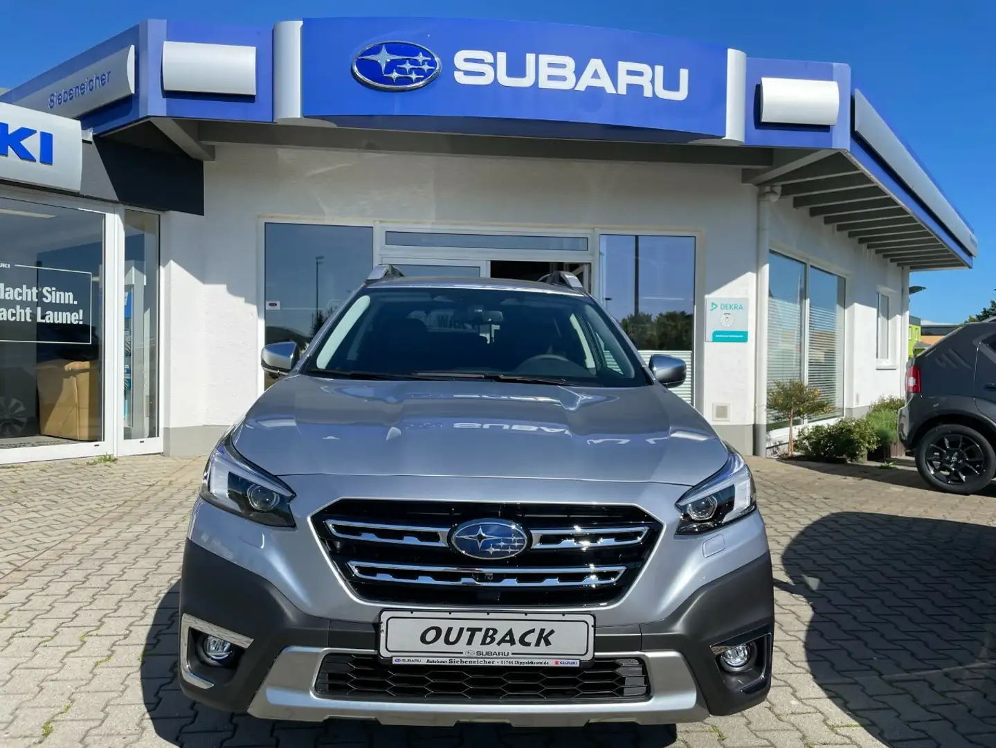 Subaru OUTBACK 2.5i Platinum*AWD*LED*DAB+*SHZ Zilver - 1