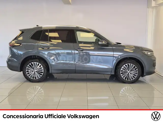 Volkswagen Tiguan view 7