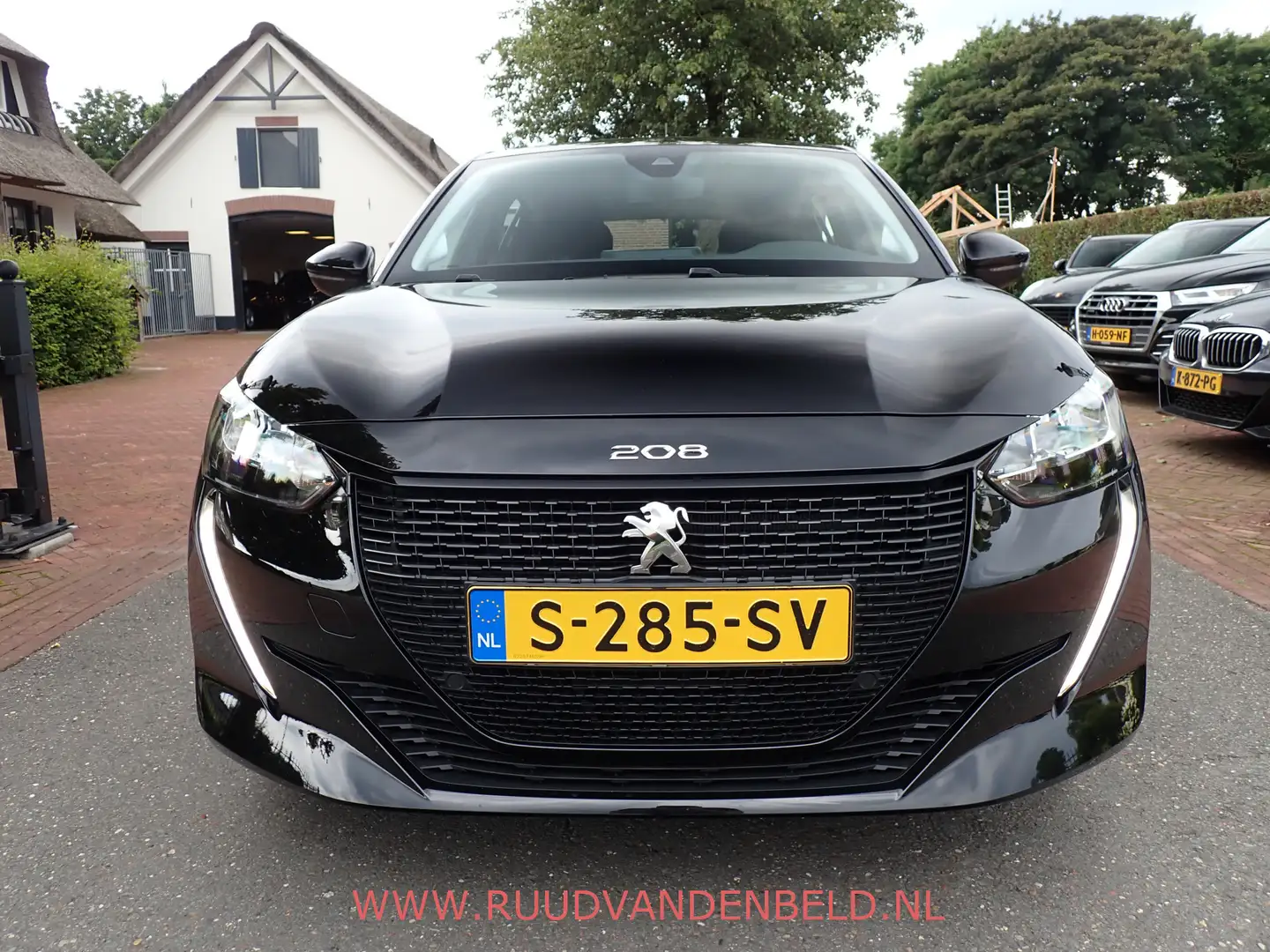 Peugeot e-208 EV Active 50 kWh 99%SOH CCS/CARPLAY/PDC Zwart - 2
