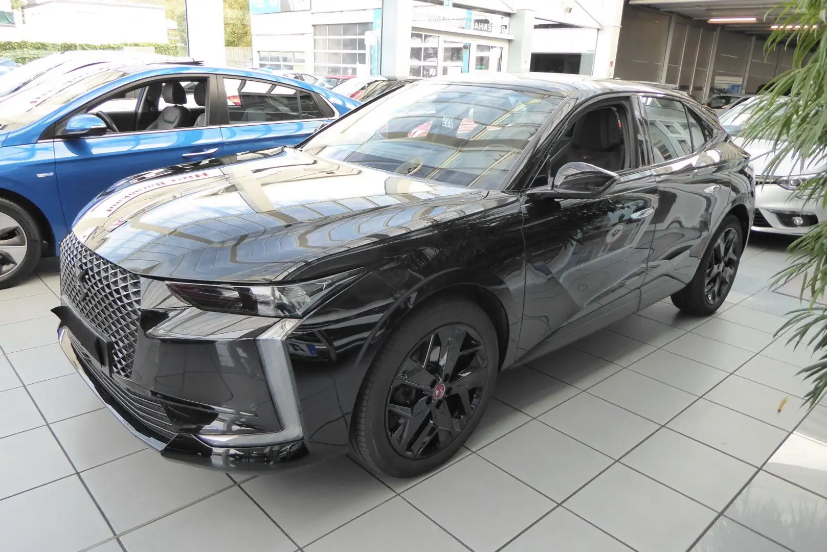 DS Automobiles DS 4 Performance Line Automatik Schiebedach Schwarz - 1