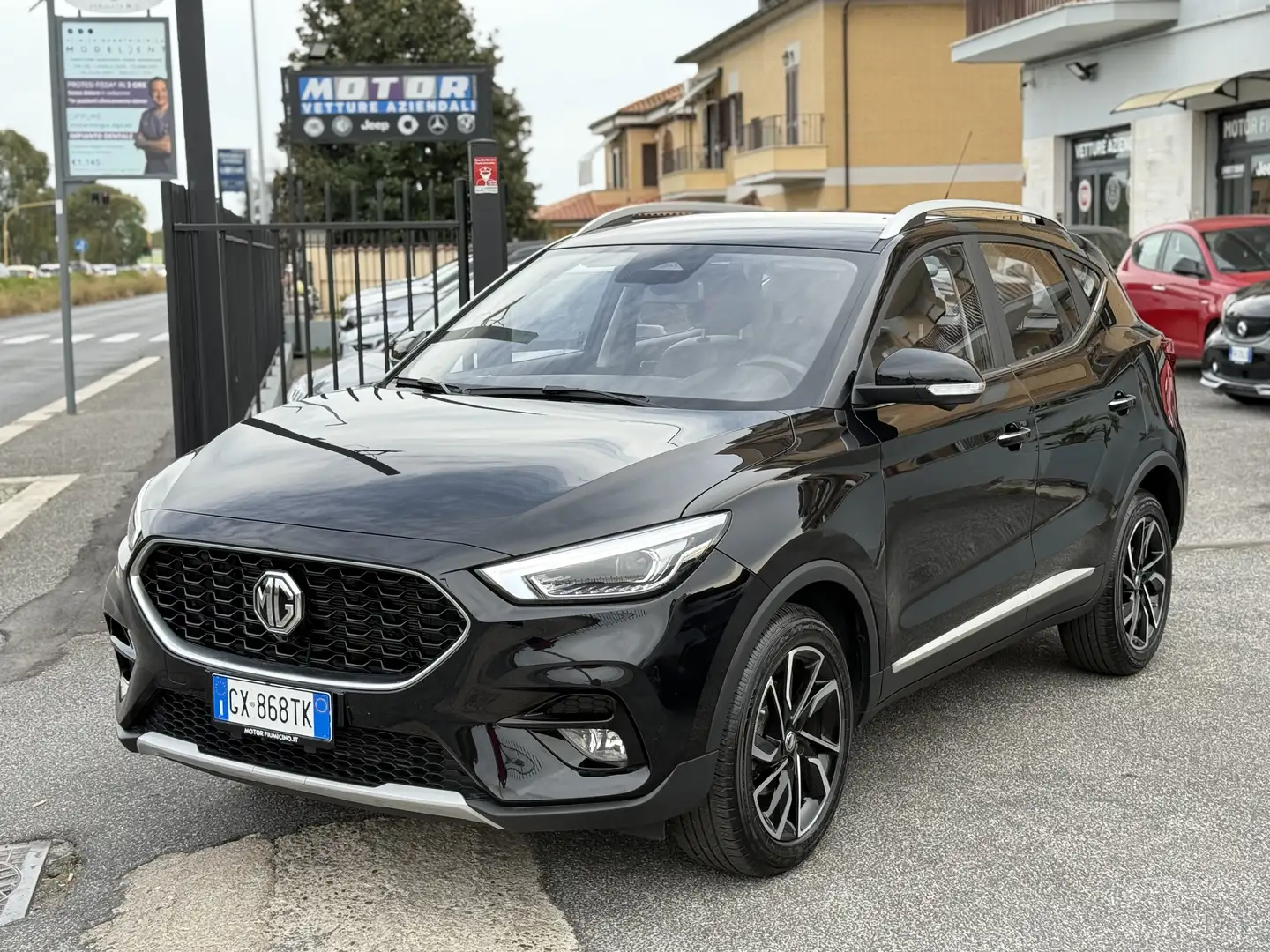MG ZS 1.5 Luxury Vettura Aziendale Italia Negro - 1