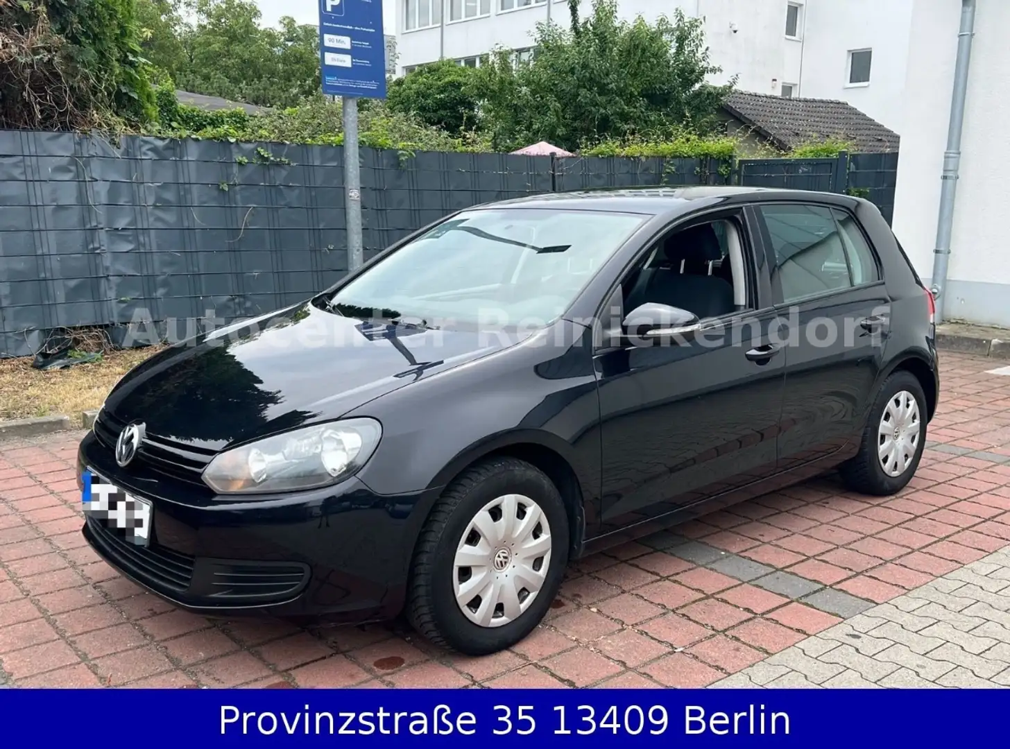 Volkswagen Golf 6 1.4 MPI 5-Türer *KLIMA+1.HAND+TÜV/NEU* 2011 Noir - 1