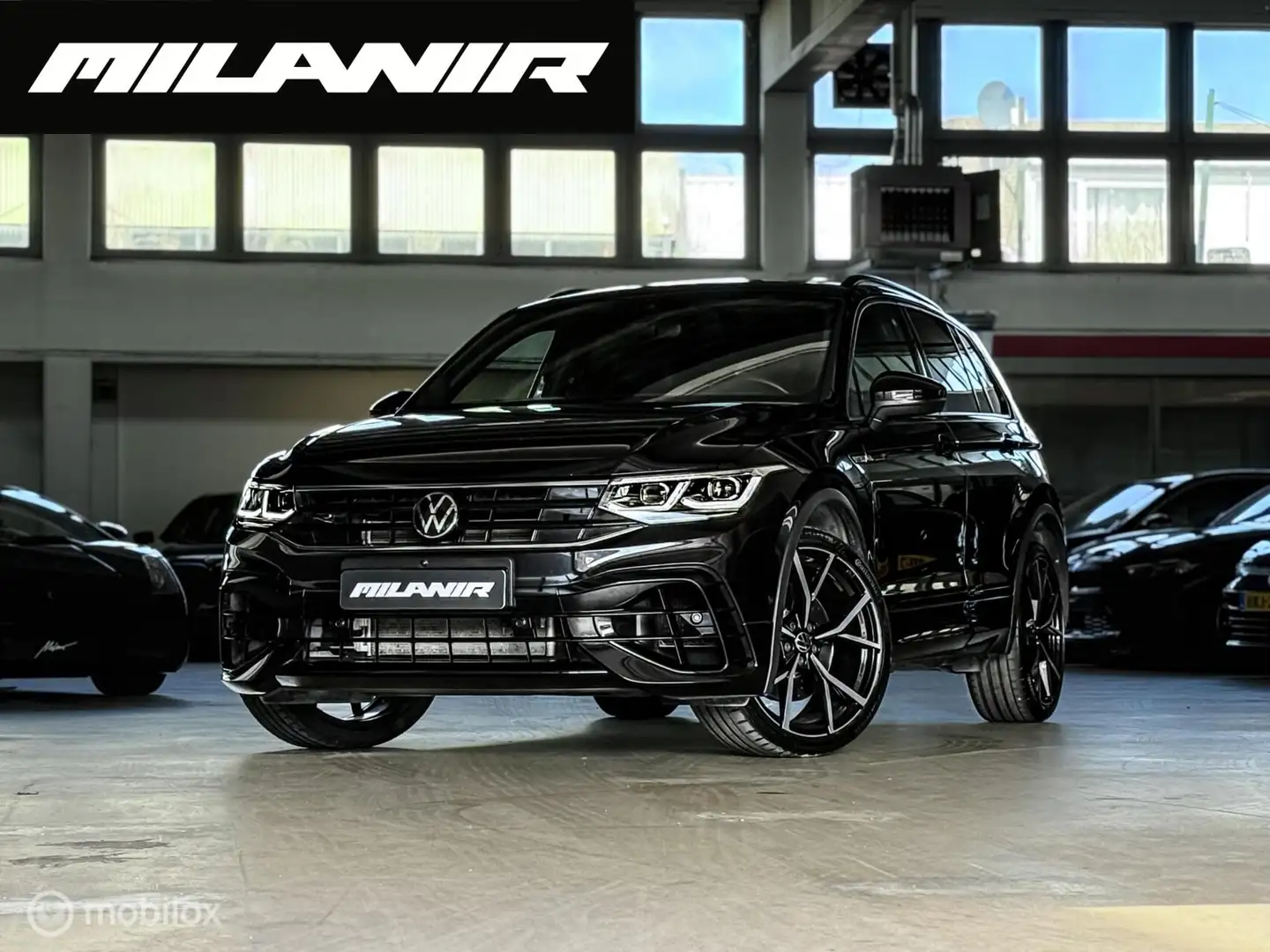 Volkswagen Tiguan 2.0 TSI R 75 Edition 4Motion |Pano|360|ACC Schwarz - 1