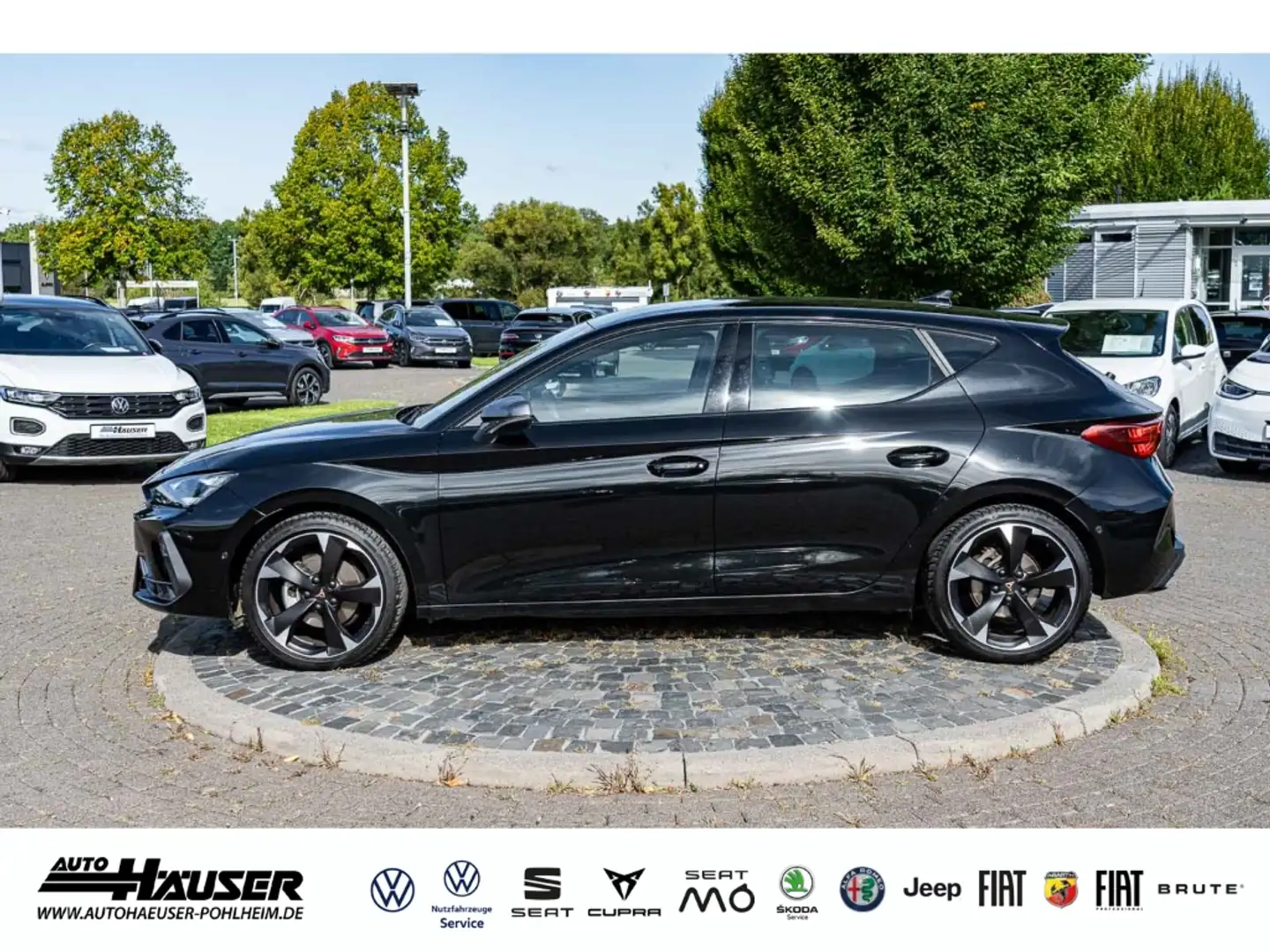 CUPRA Leon 1.5 eTSI DSG NAVI KAMERA PARK ACC LED FULL-LINK Schwarz - 2