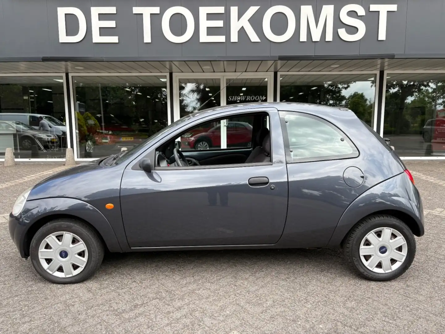 Ford Ka/Ka+ 1.3 COOL Airco Radio Elec Ramen Aux Gris - 1
