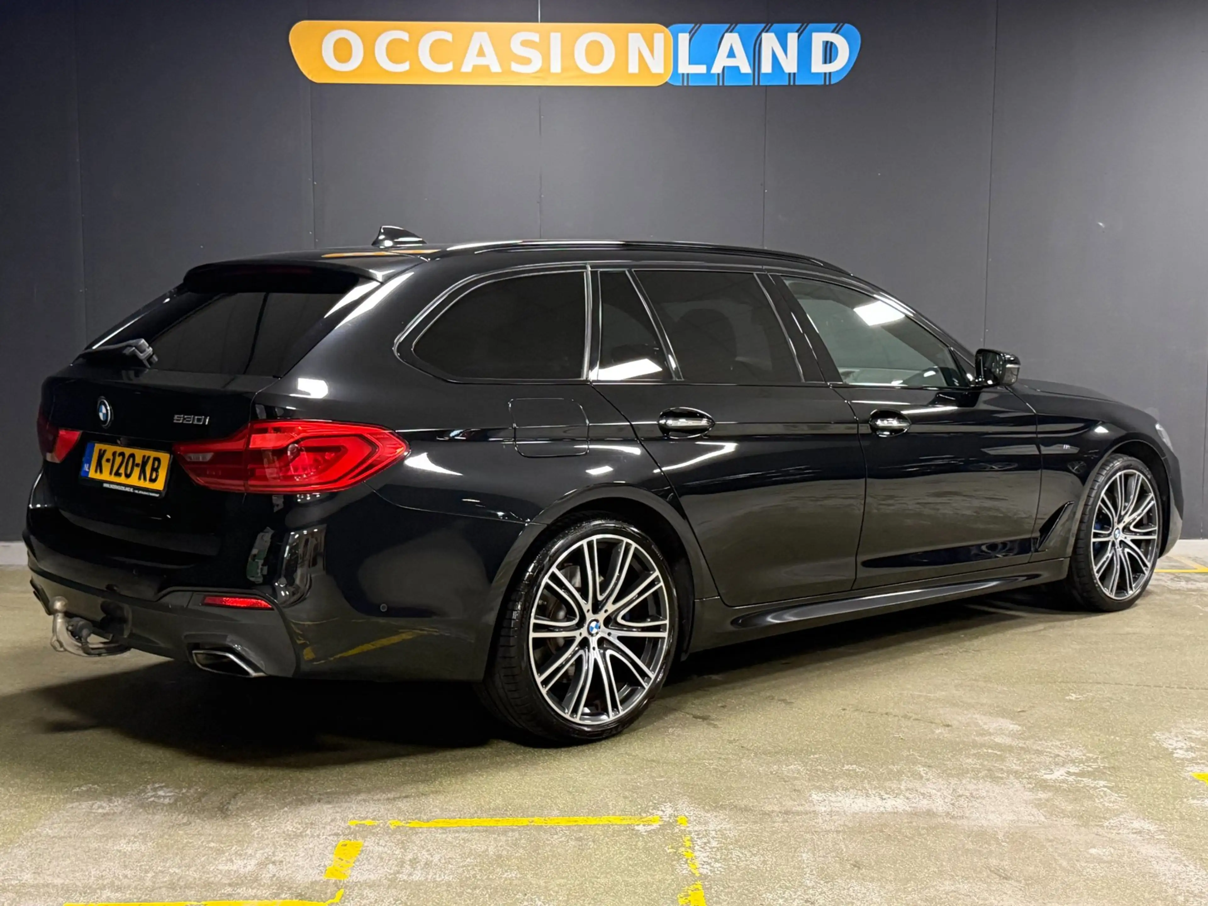 BMW 530 5-serie Touring 530i High Executive M-SPORT|PANO|H — photo 2