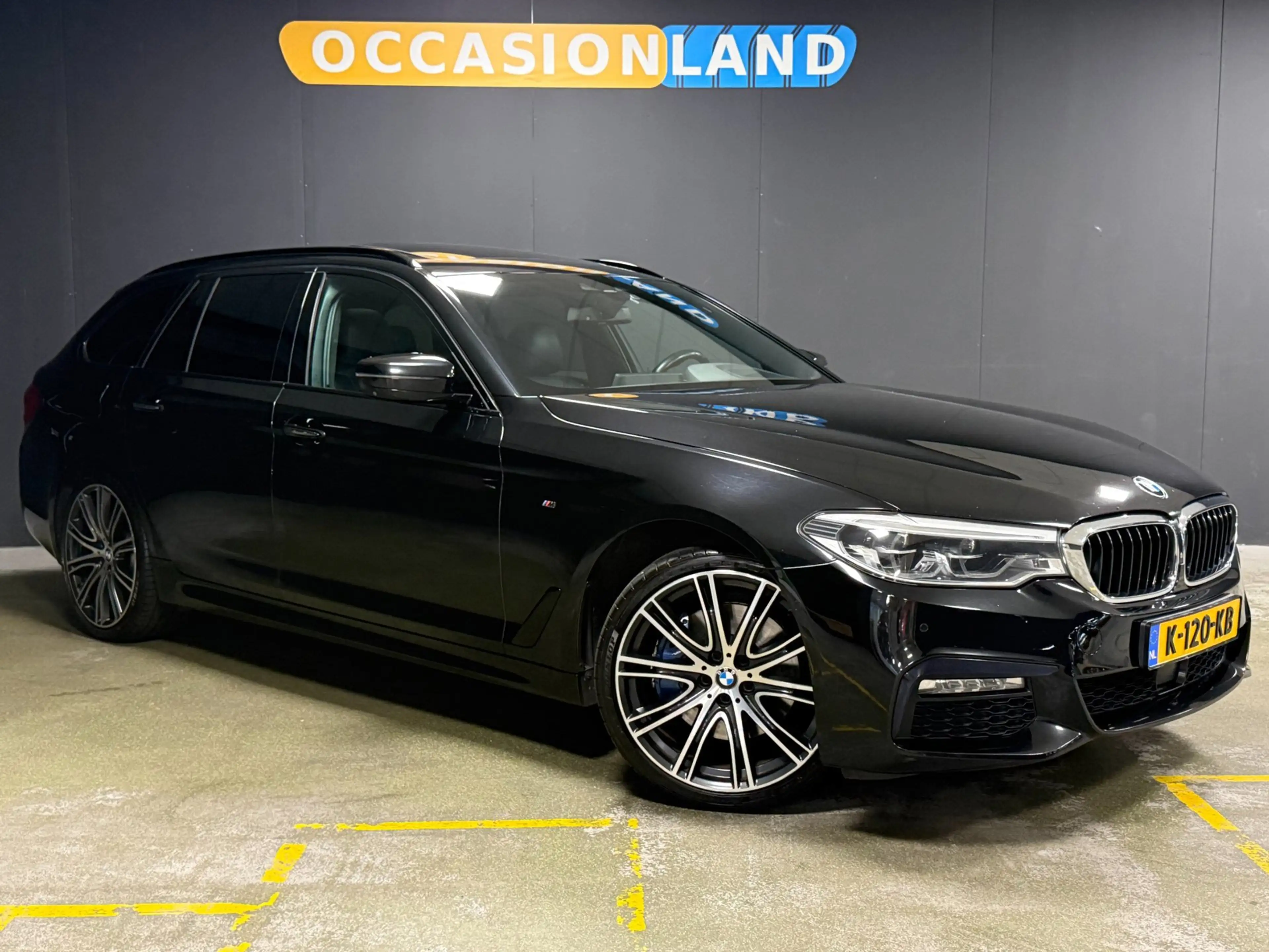 BMW 530 5-serie Touring 530i High Executive M-SPORT|PANO|H — photo 4