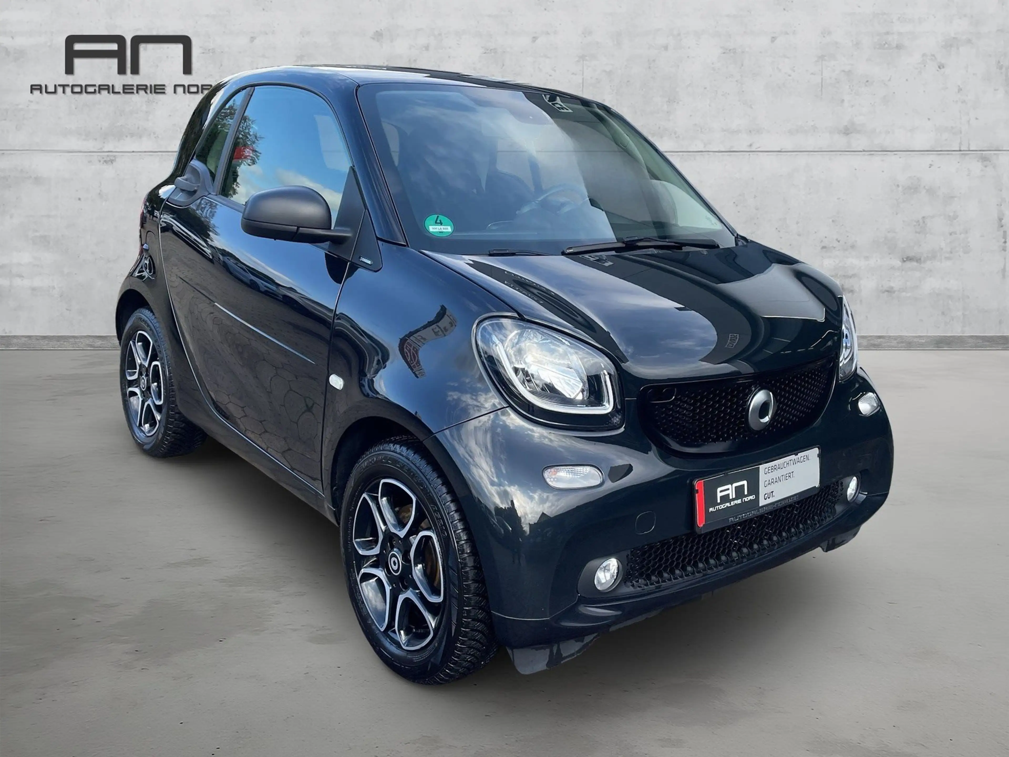 smart forTwo coupe Aut. Panorama+Navi+SHZ+MFL — photo 5