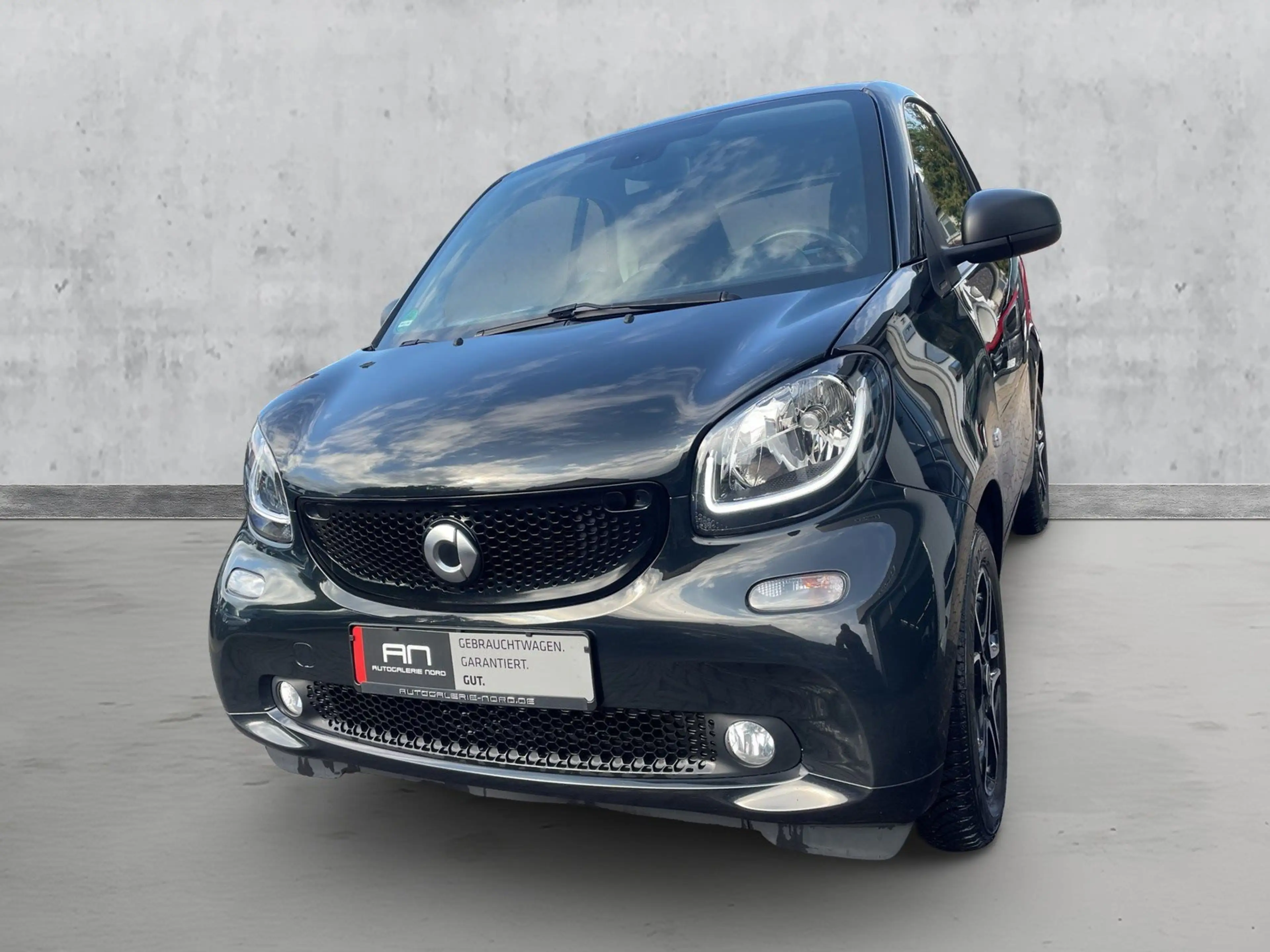 smart forTwo coupe Aut. Panorama+Navi+SHZ+MFL — photo 3