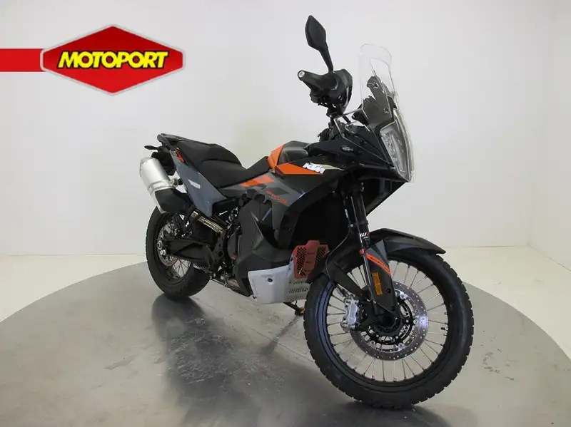 KTM 890 Adventure - foto 2
