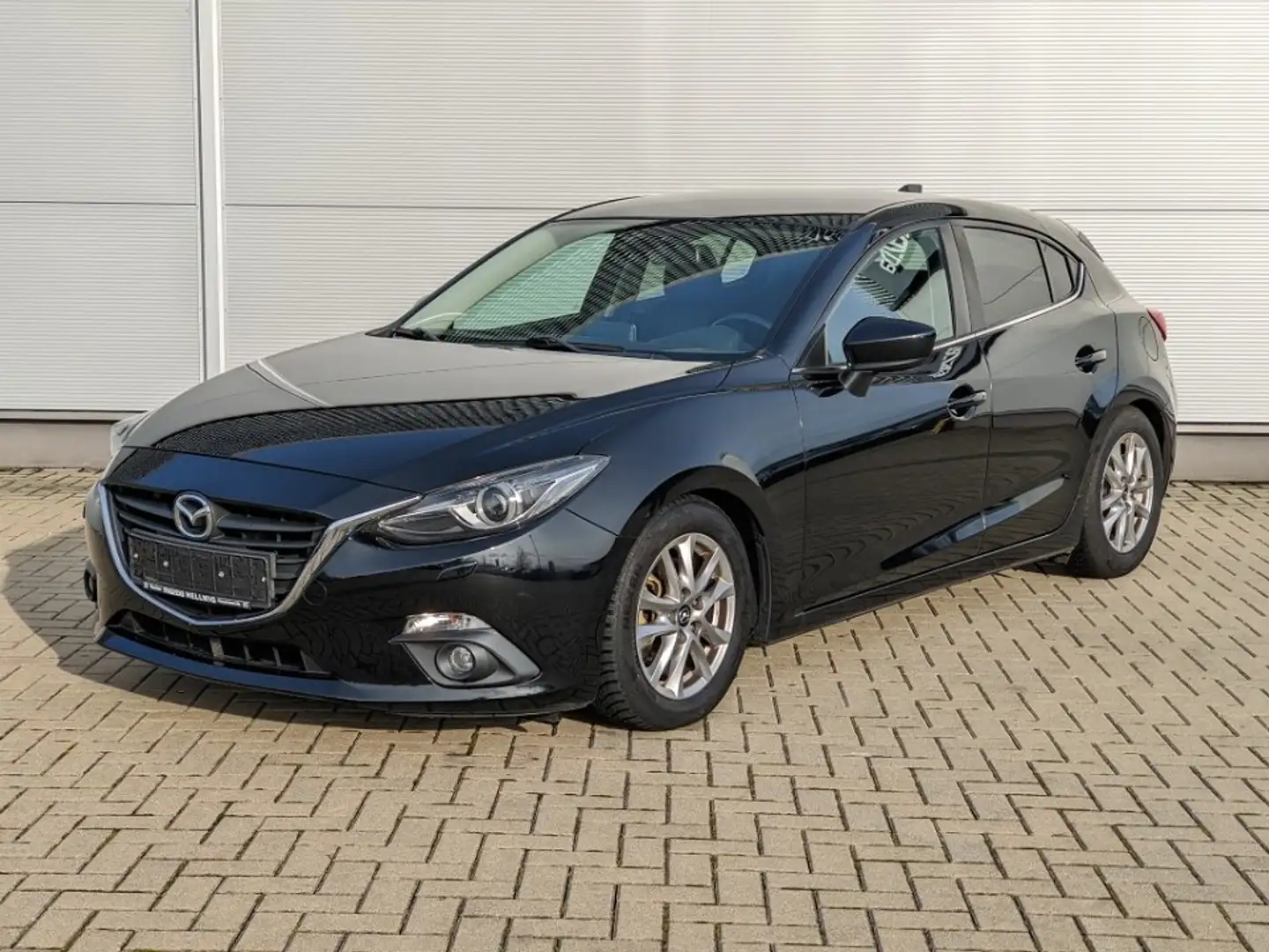 Mazda 3 5-Türer 2.0l Center-Line Xenon PDC Navi Schwarz - 1