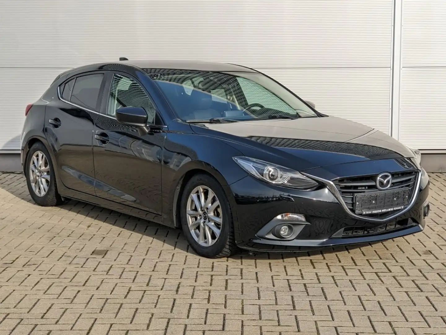 Mazda 3 5-Türer 2.0l Center-Line Xenon PDC Navi Schwarz - 2