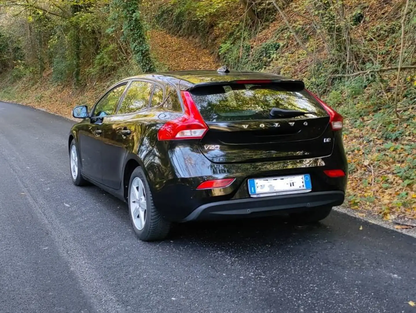Volvo V40 V40 II 2012 1.6 d2 Kinetic Nero - 1