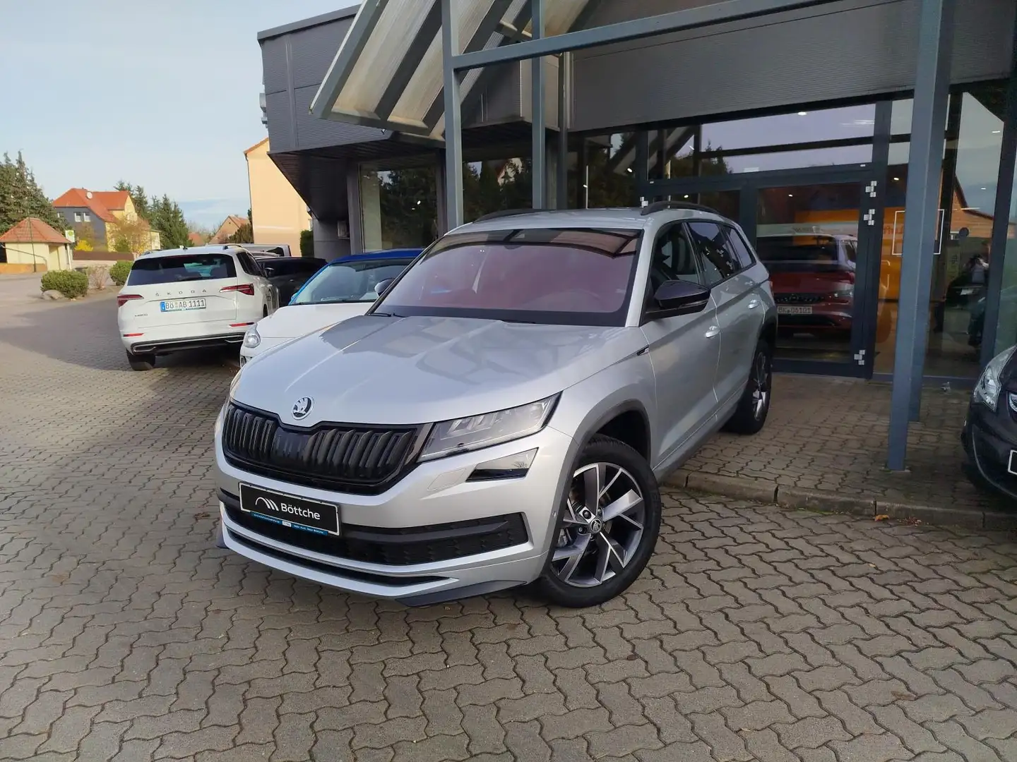 Skoda Kodiaq Sportline 1.5 TSI SOUNDSYSTEM*KAMERA*LEDER*NAVI Silber - 2
