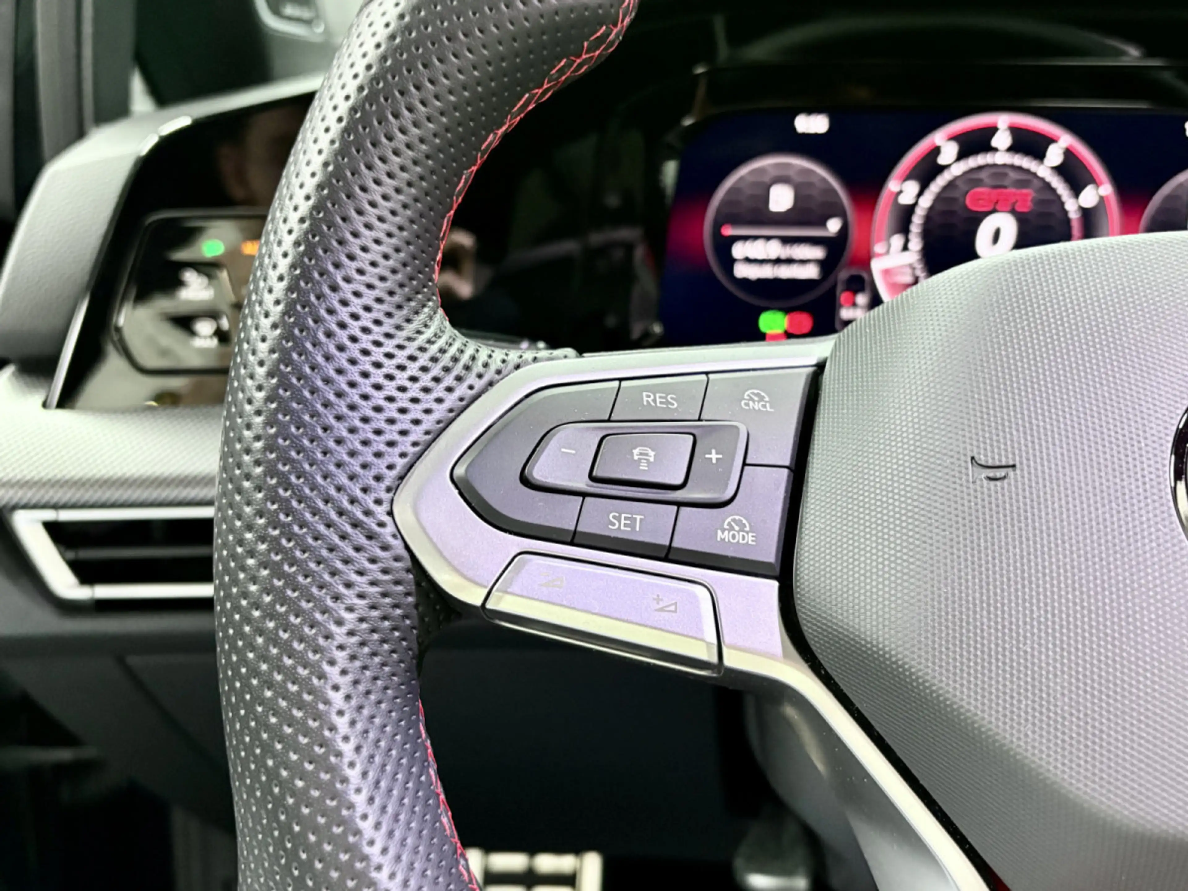 Volkswagen Golf GTI VIII PHASE 2 Clubsport Performance 2.0 TSI 300 CV — photo 8