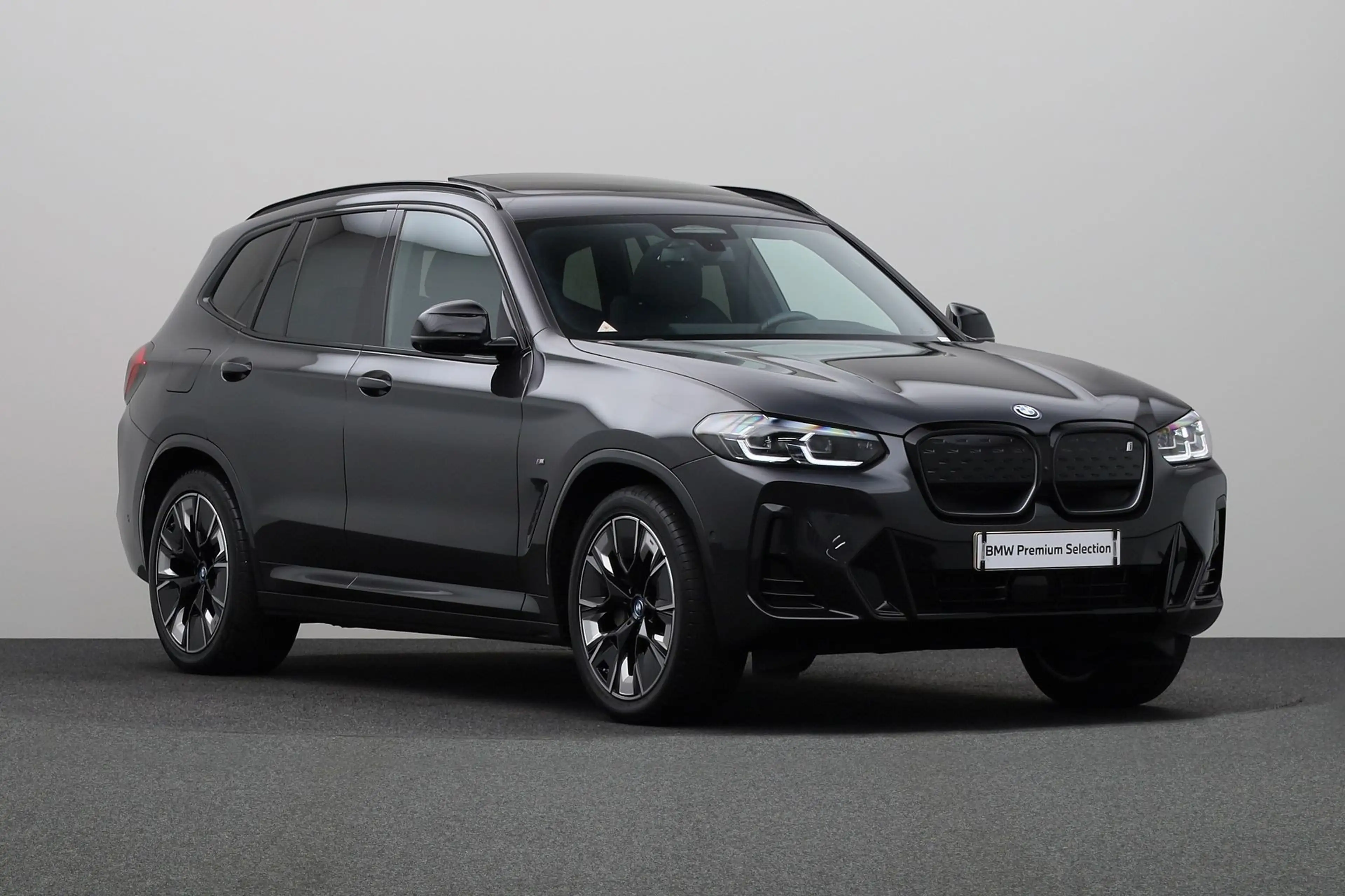 BMW iX3 High Executive Edition 80 kWh — photo 7