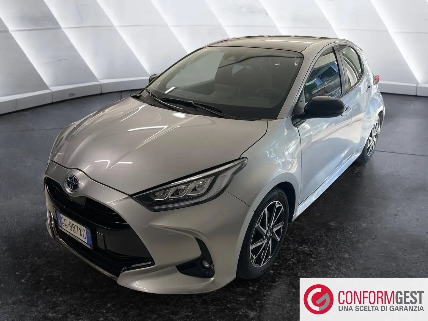 Toyota Yaris Yaris 1.5 Hybrid 5 porte Style Grigio - 1