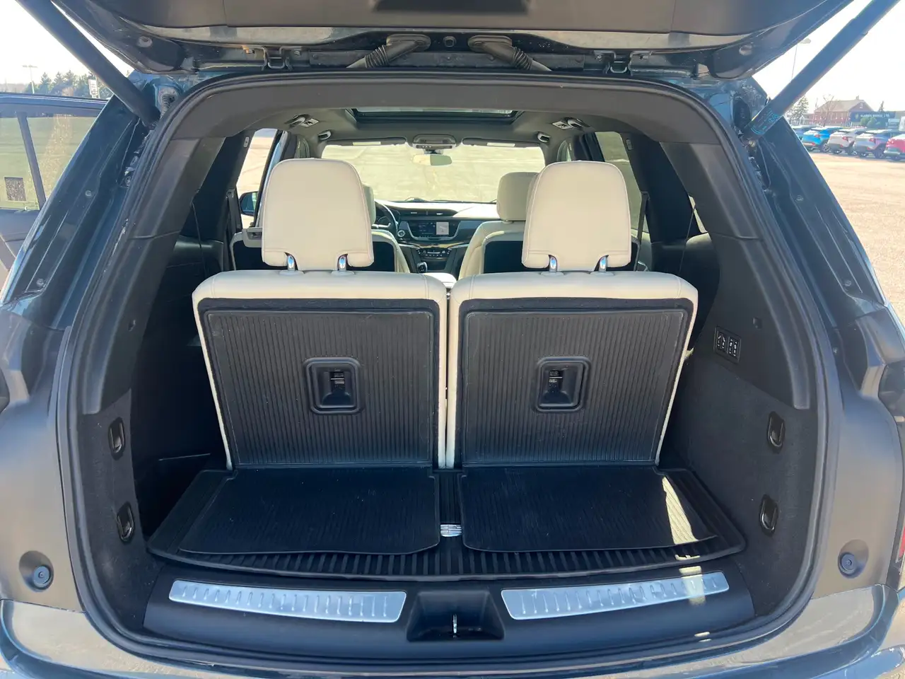 Cadillac XT6 снимка Cadillac XT6